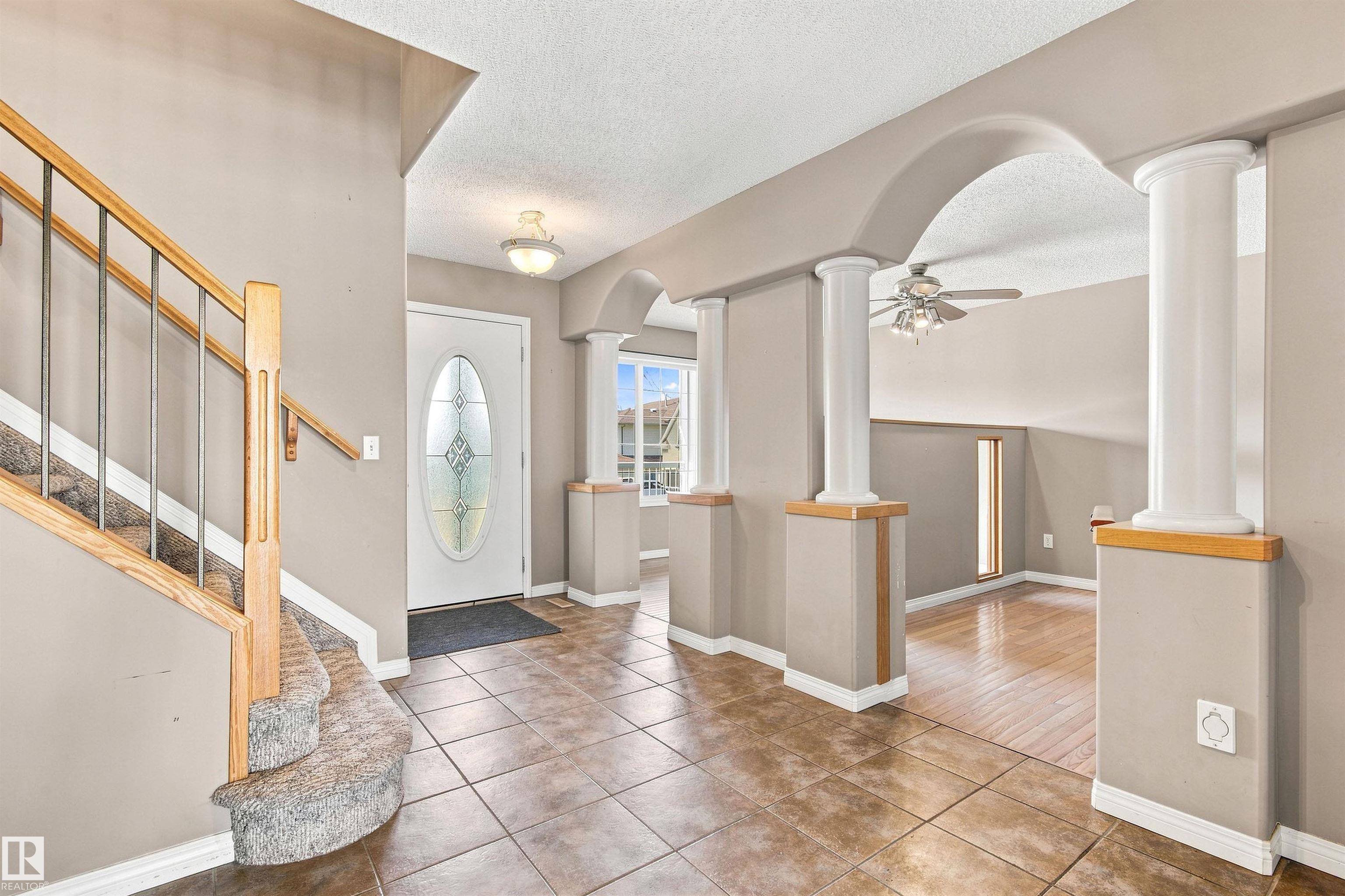 Fifth View of 122 HIGHGROVE Terrace, Heritage Hills, Sherwood Park, Alberta, T8A 6G8