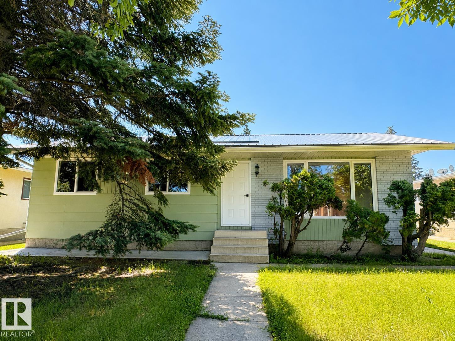 4418 45 Avenue, E4506143, Alberta,