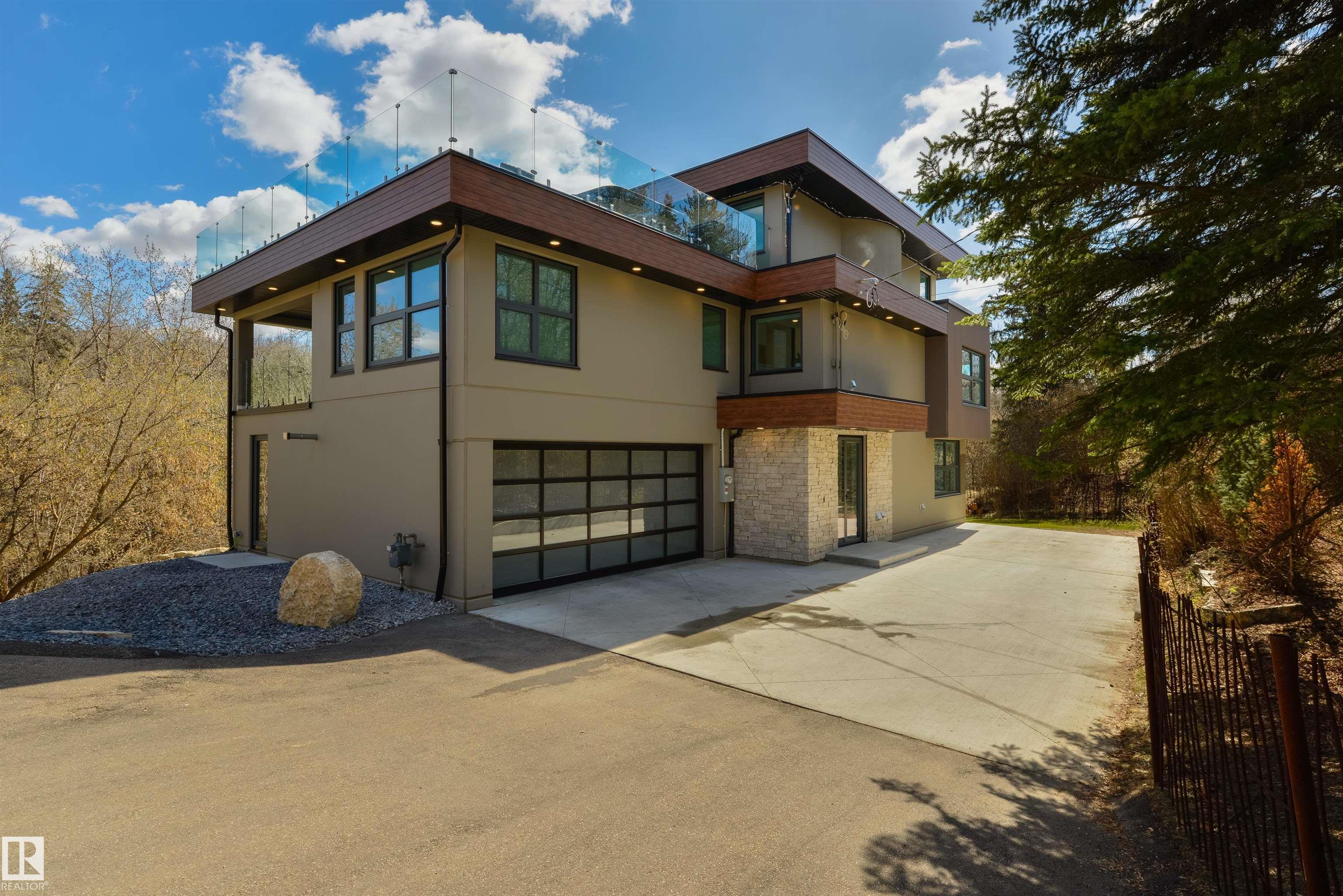9213 97 Street, E4506327, Alberta,