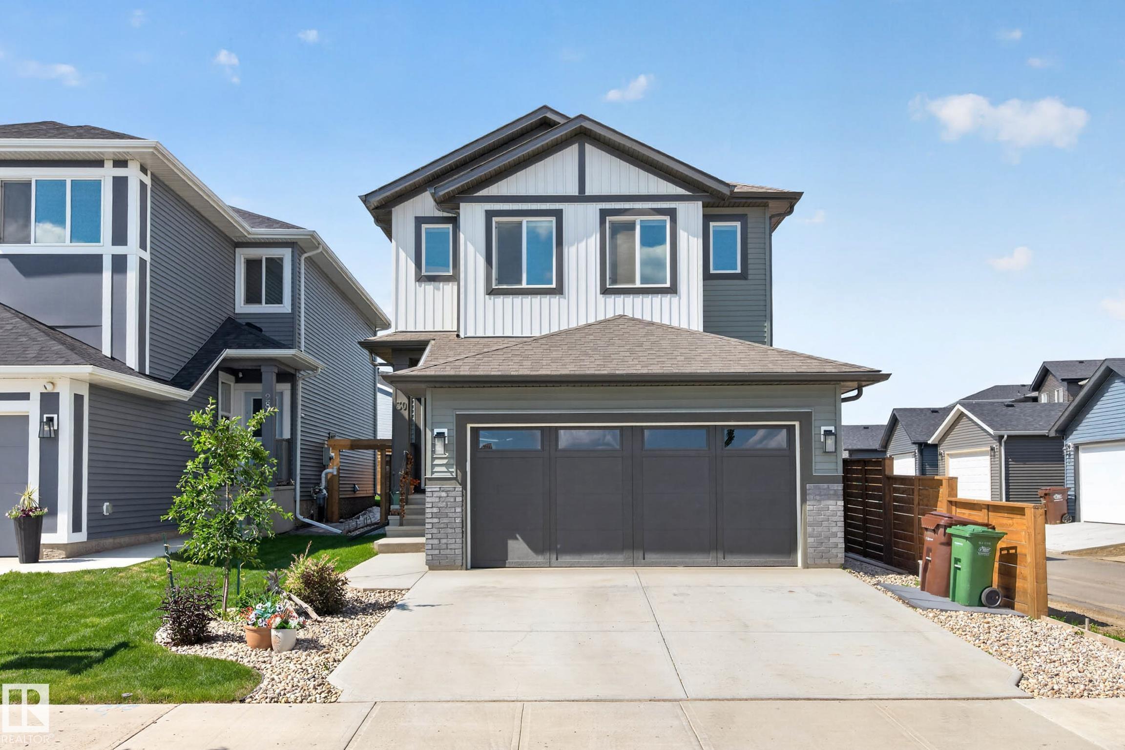 30 ROSEWOOD Way, E4506428, Alberta,