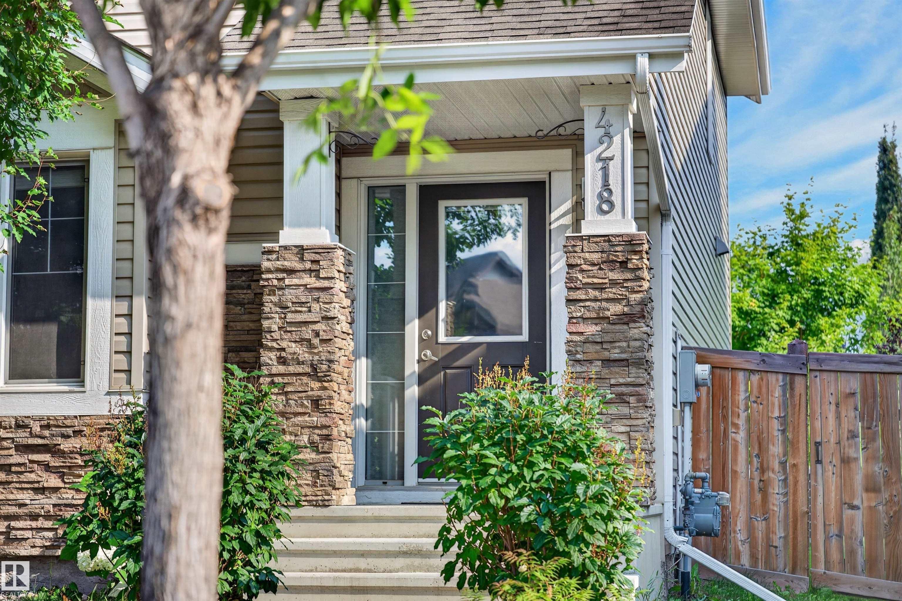 Fifth View of 4218 ALEXANDER BAY, Allard, Edmonton, Alberta, T6W 2C8