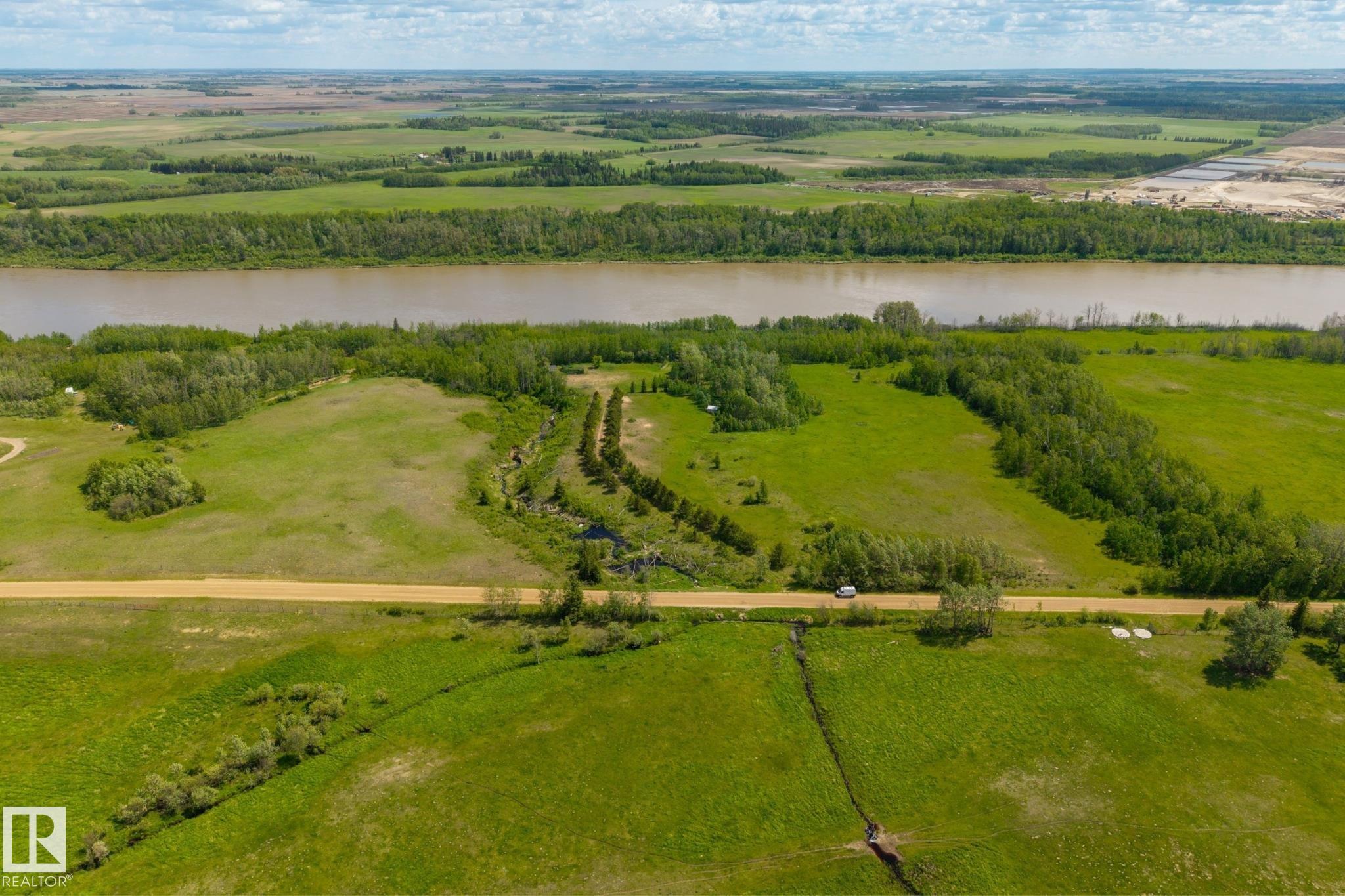 20321 VICTORIA TR, E4506575, Alberta,