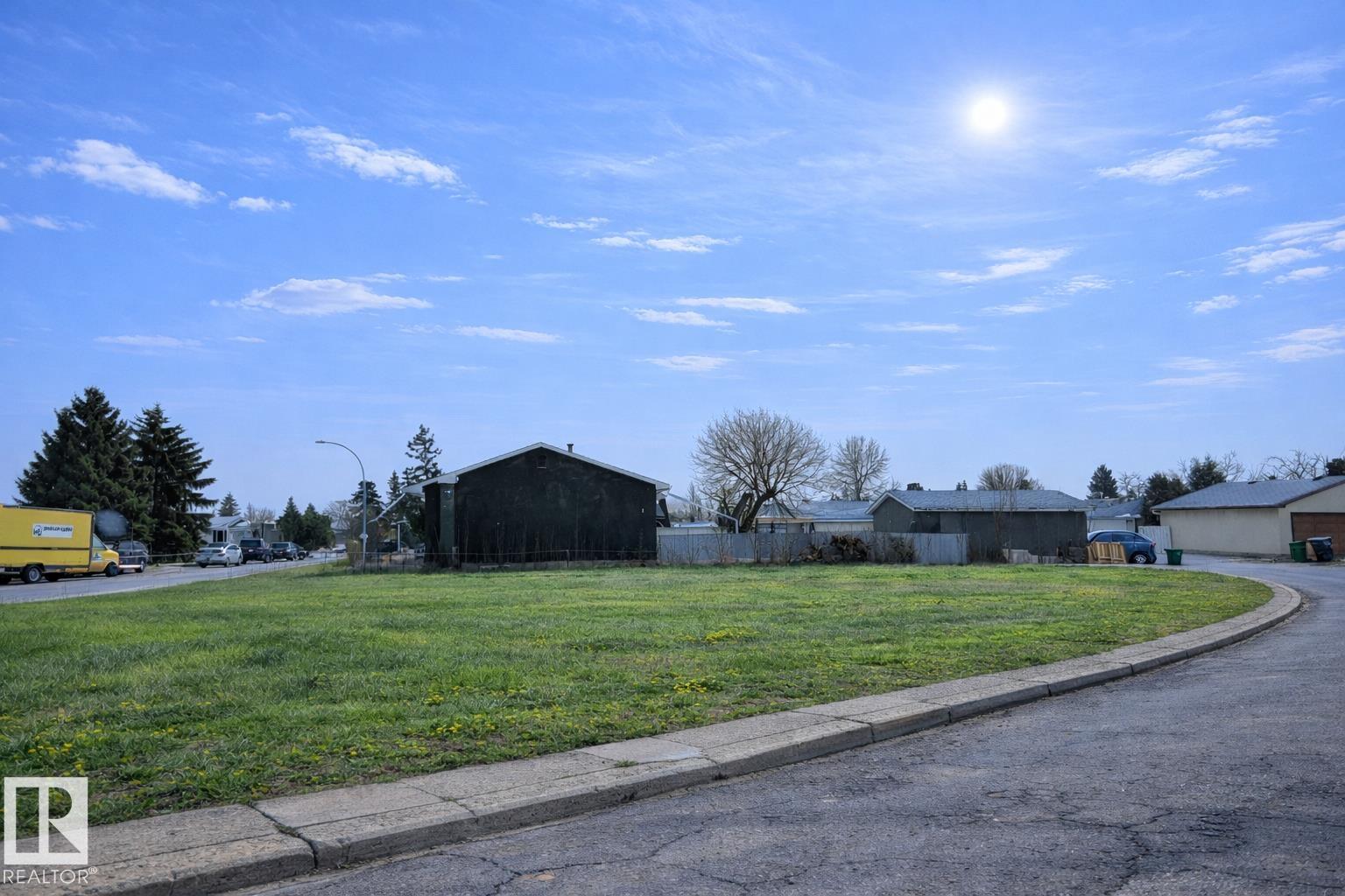 15236 94A Street, E4506716, Alberta,