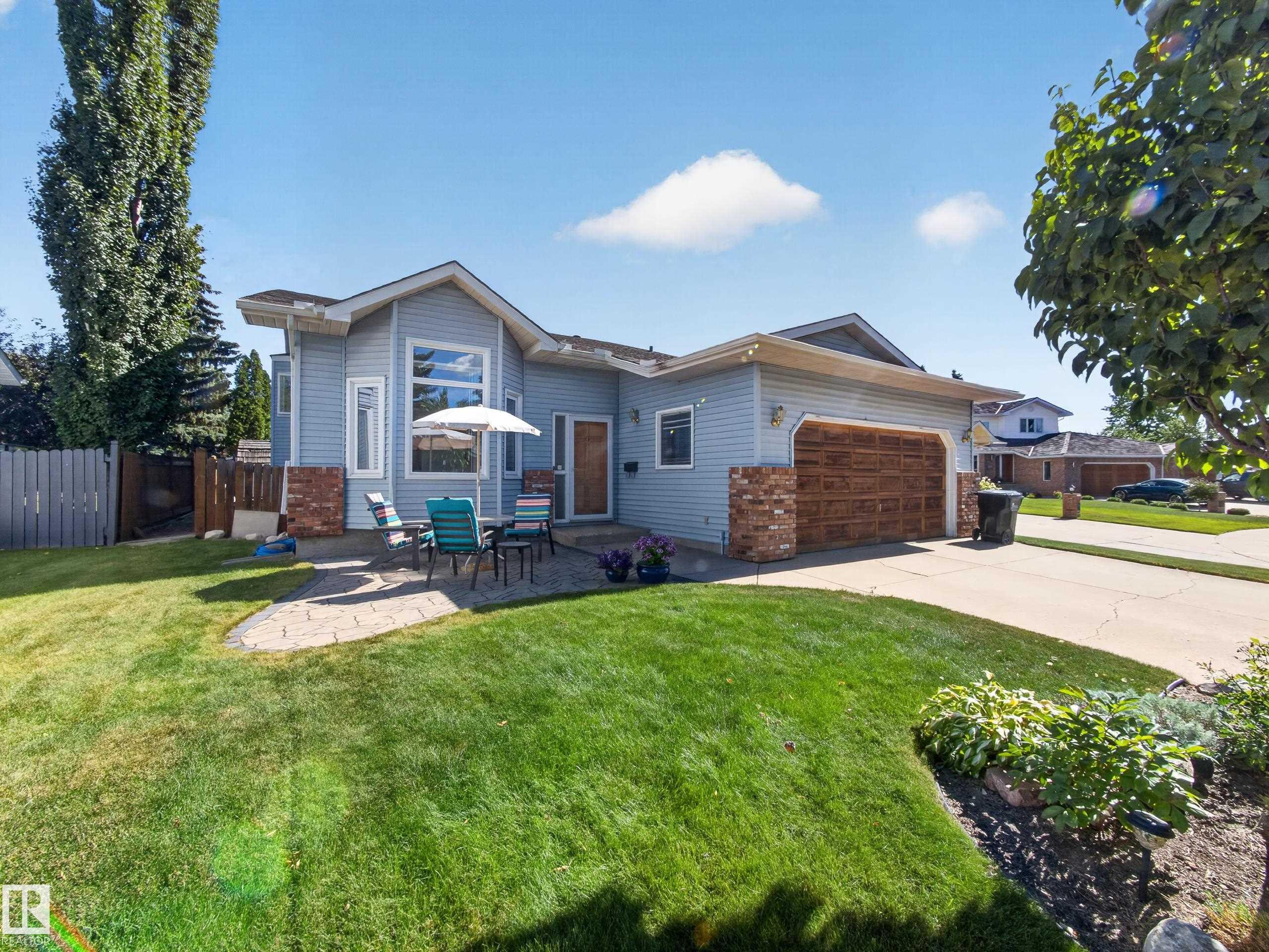 7 KIRKLEES Place, E4506874, Alberta,