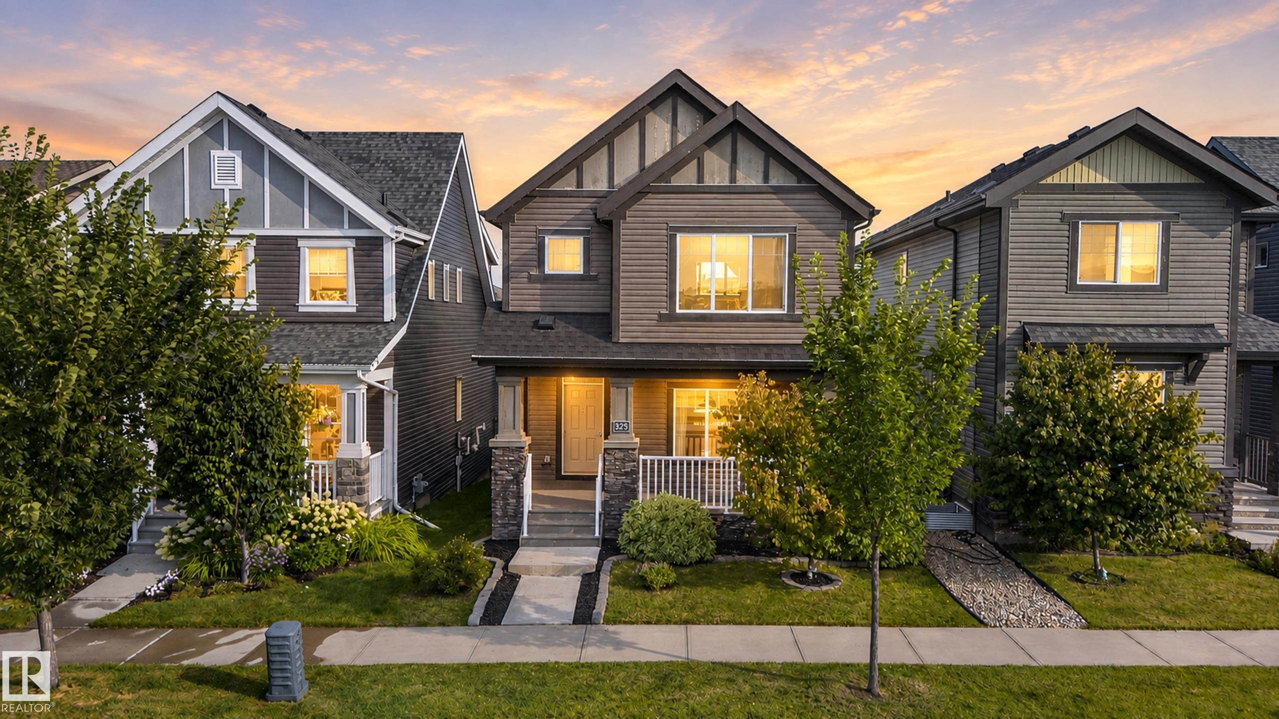 325 HAWKS RIDGE Boulevard, E4506970, Alberta,