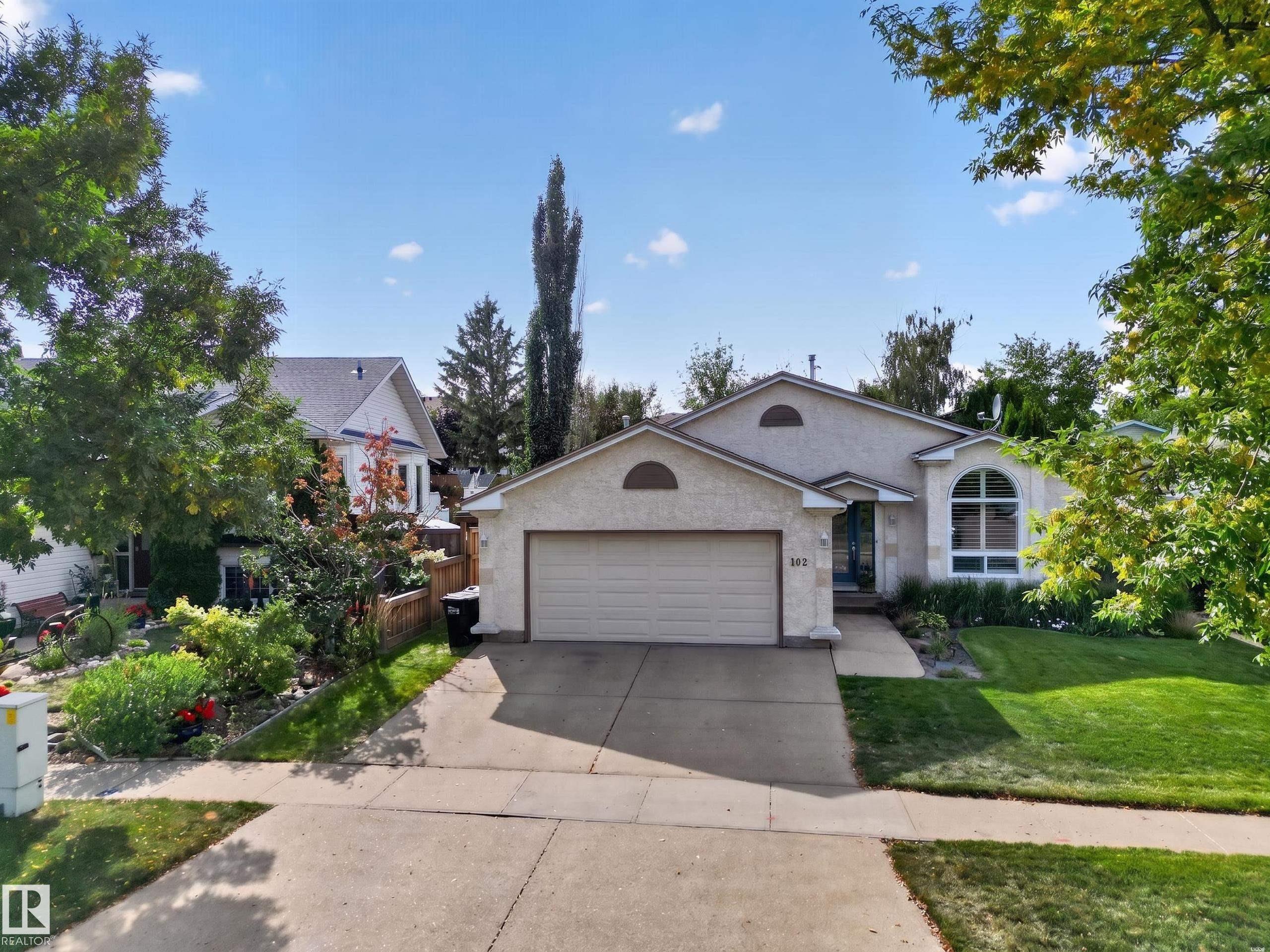 102 COACHMAN Way, E4507010, Alberta,