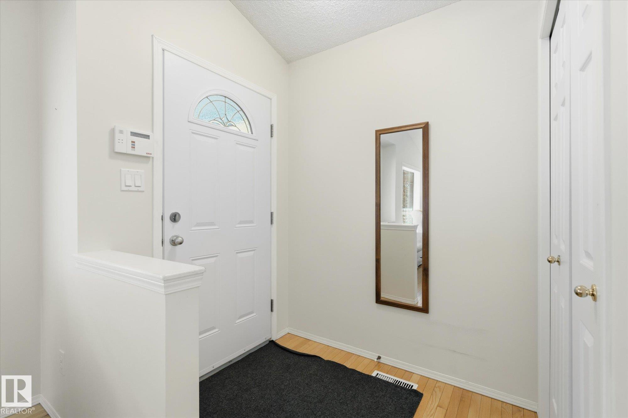Fifth View of 1709 TURVEY BEND Bend, Terwillegar Towne, Edmonton, Alberta, T6R 2W7