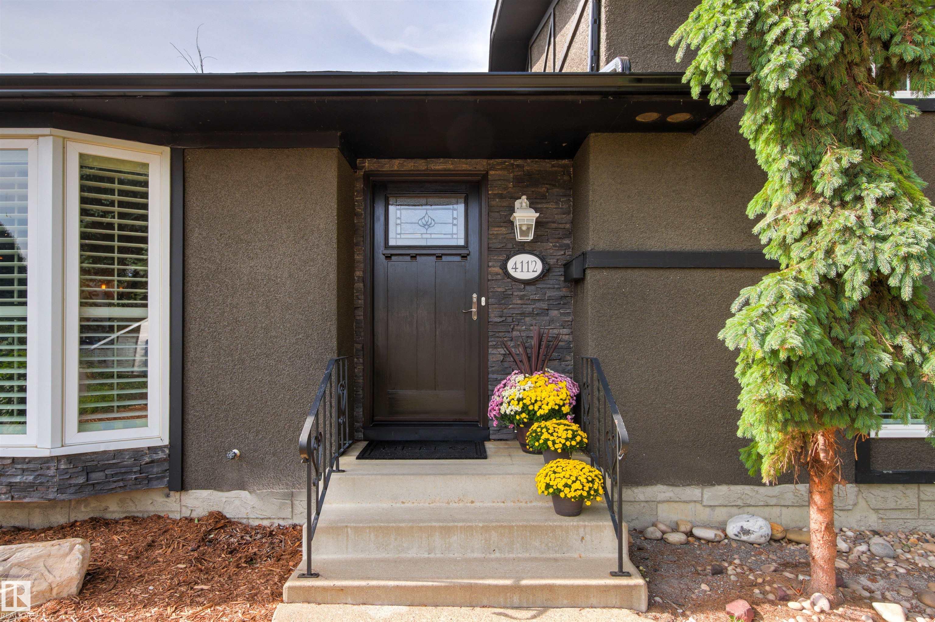 Second View of 4112 111B Street, Royal Gardens (Edmonton), Edmonton, Alberta, T6J 1H6