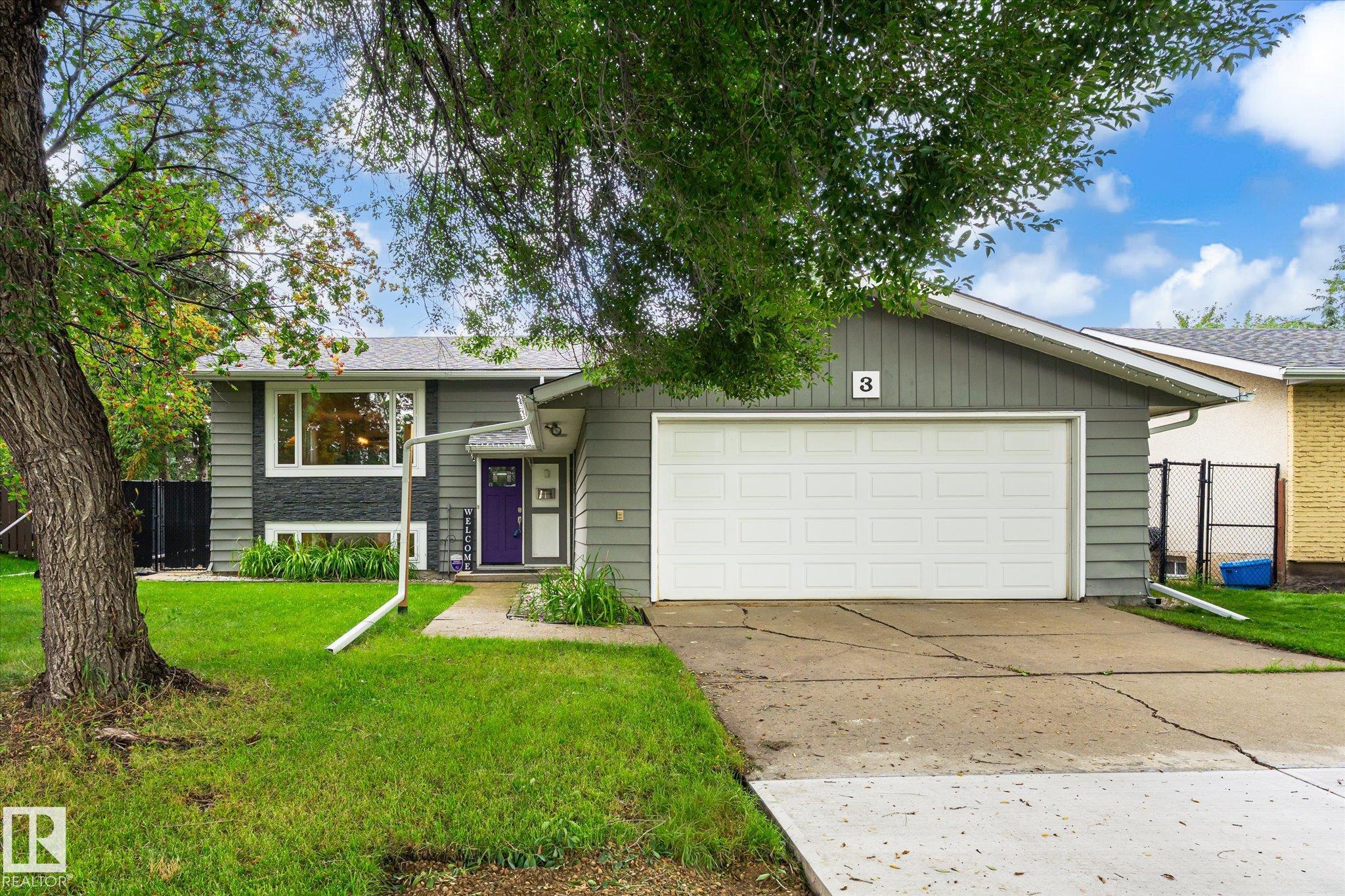 3 Akins Drive, E4507299, Alberta,