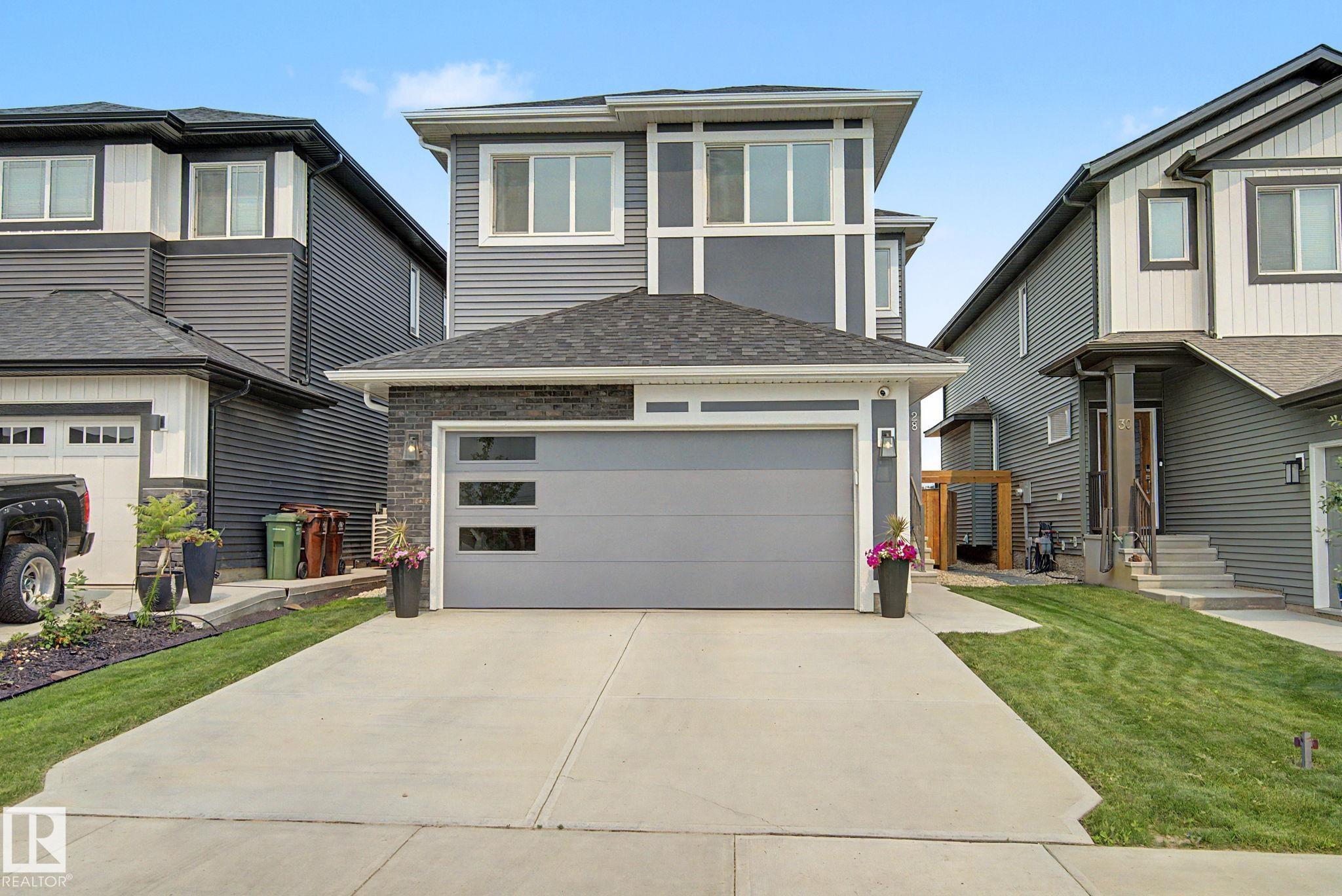 28 ROSEWOOD Way, E4507378, Alberta,