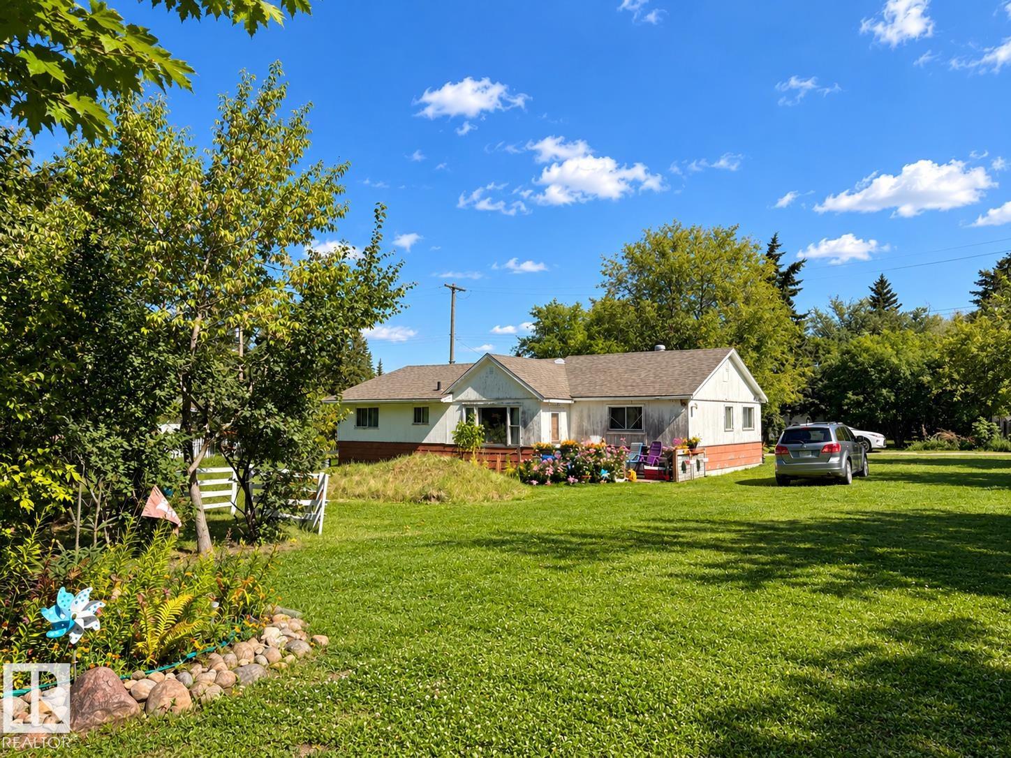 5009 51 Street, E4507469, Alberta,