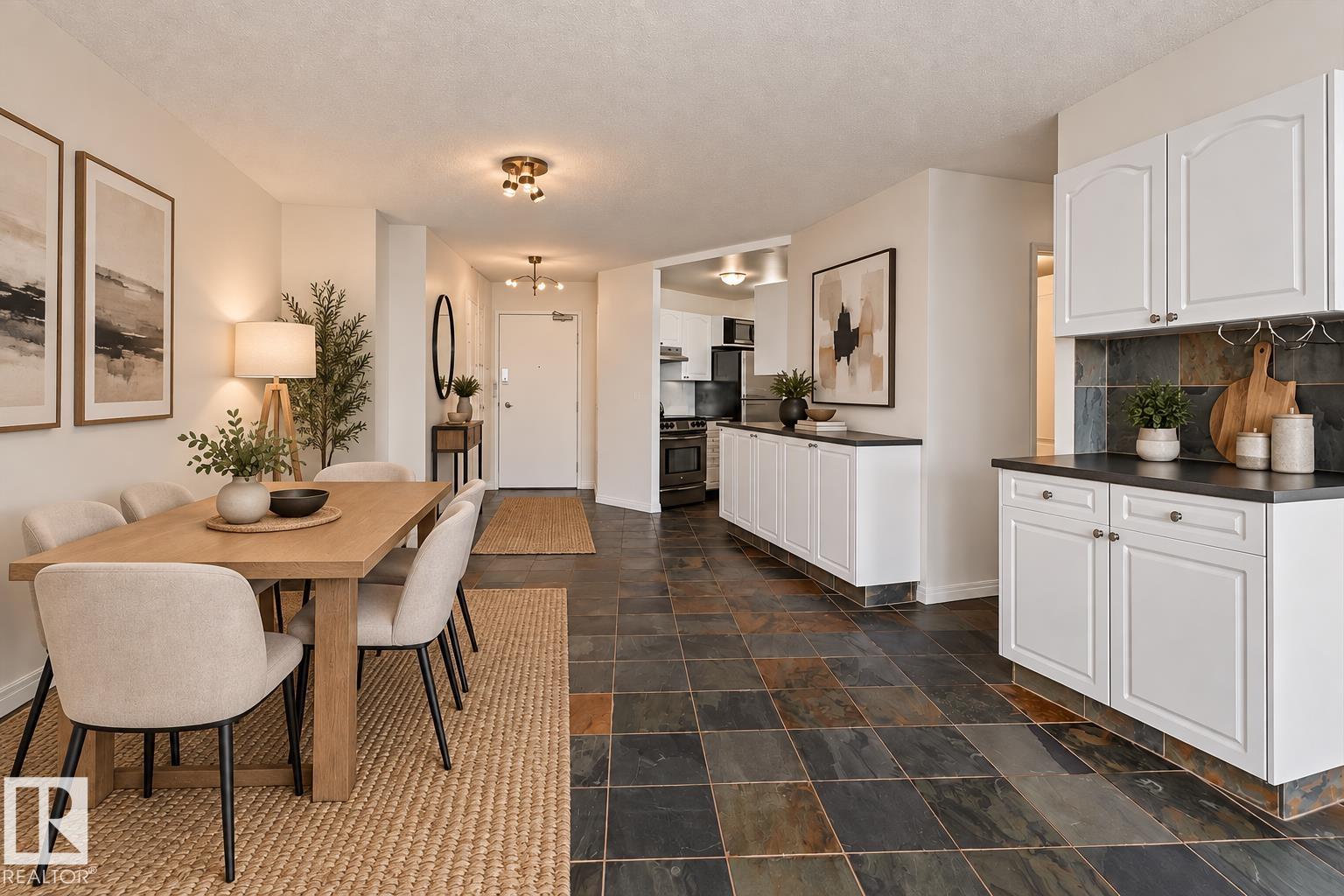 Second View of 702 10045 117 Street, Wîhkwêntôwin, Edmonton, Alberta, T5K 1W8