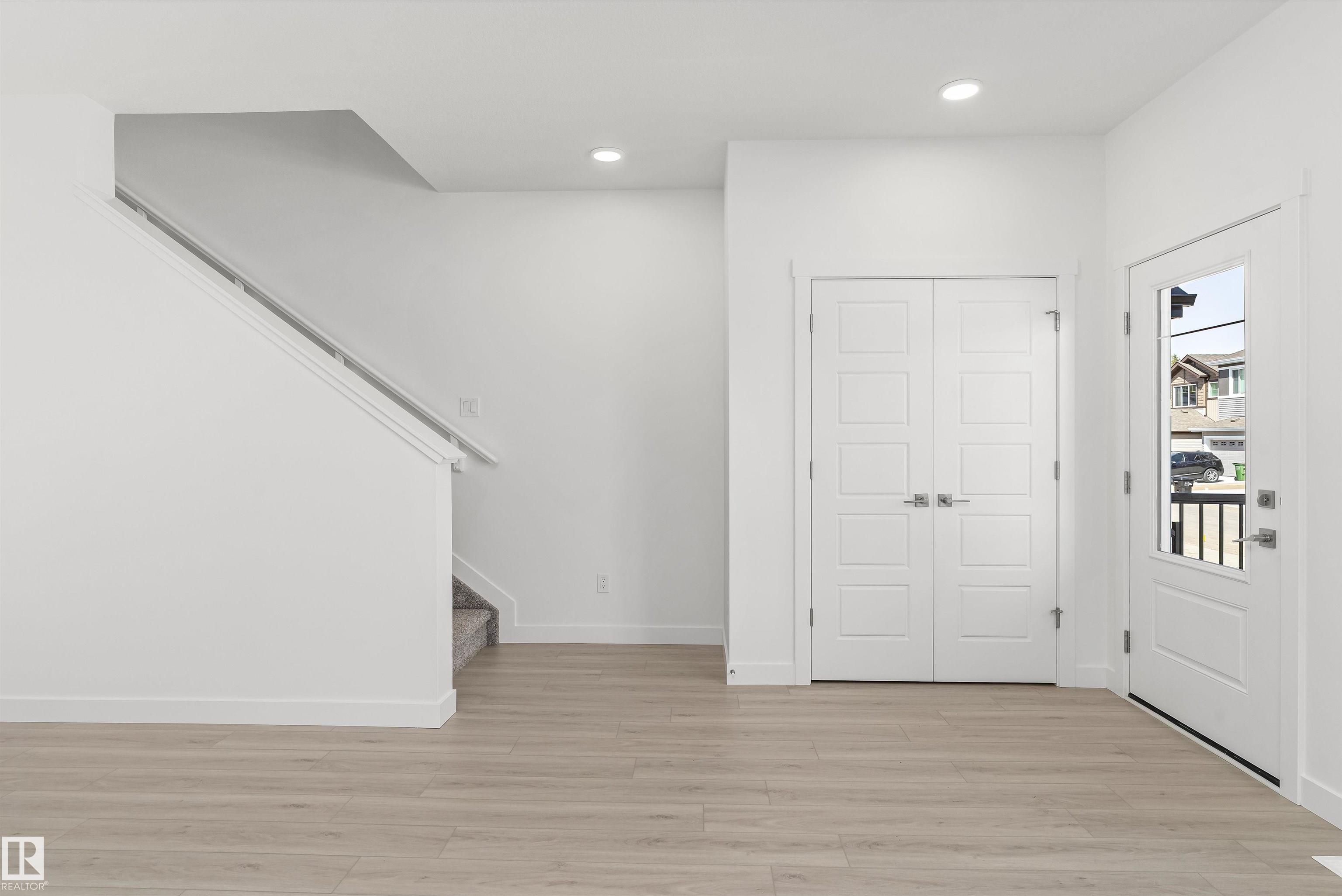 Second View of 593 177 Avenue, Marquis, Edmonton, Alberta, T5Y 4P6