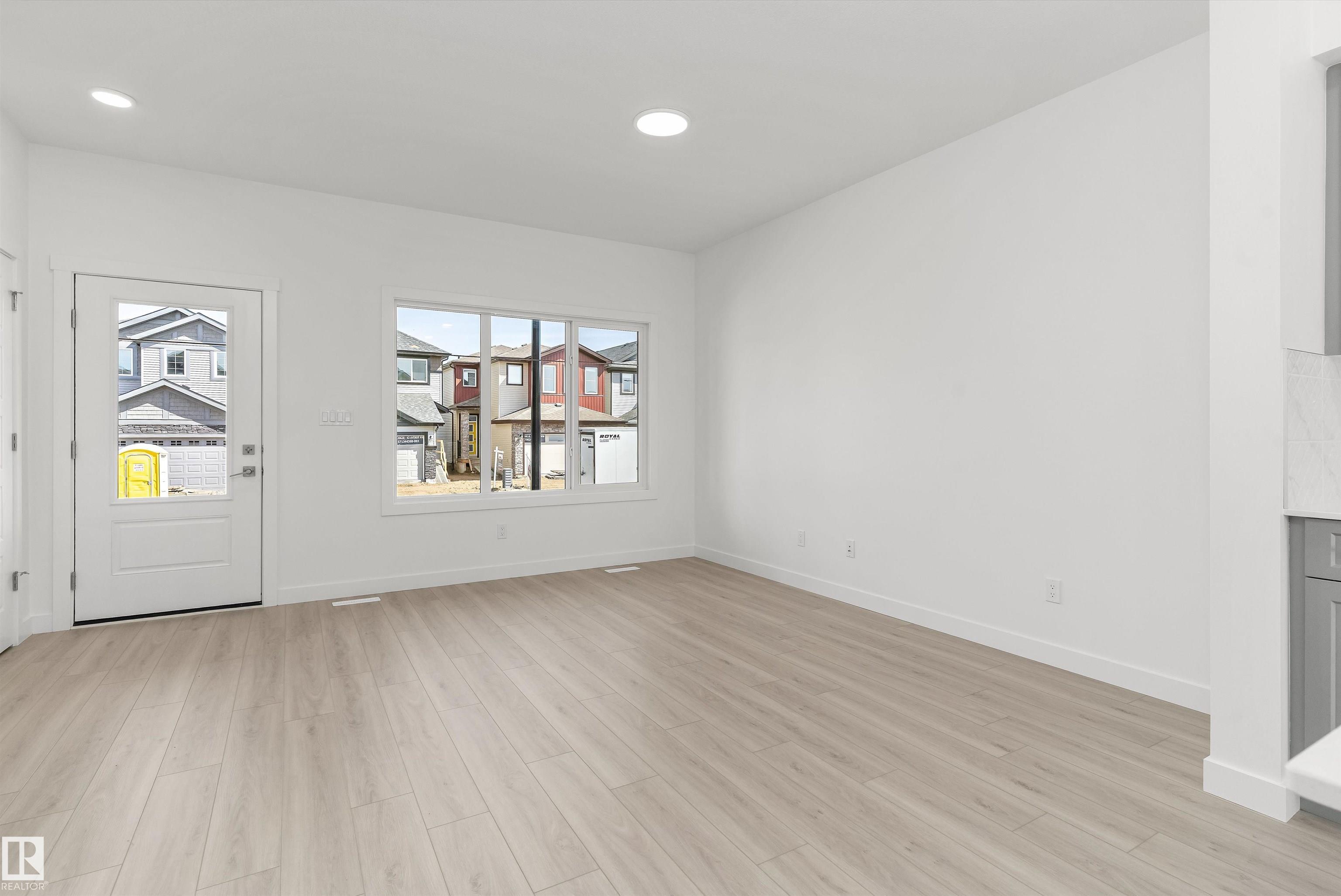 Third View of 593 177 Avenue, Marquis, Edmonton, Alberta, T5Y 4P6