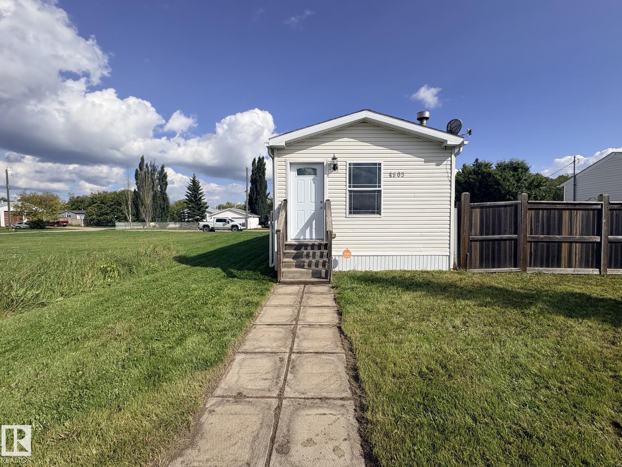 4905 50 Street, E4507903, Alberta,