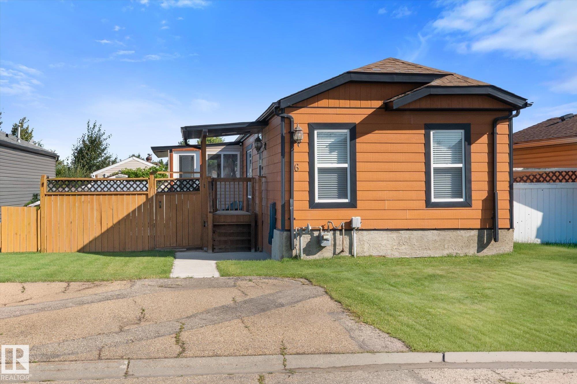 6 SUNSET Boulevard, E4508572, Alberta,