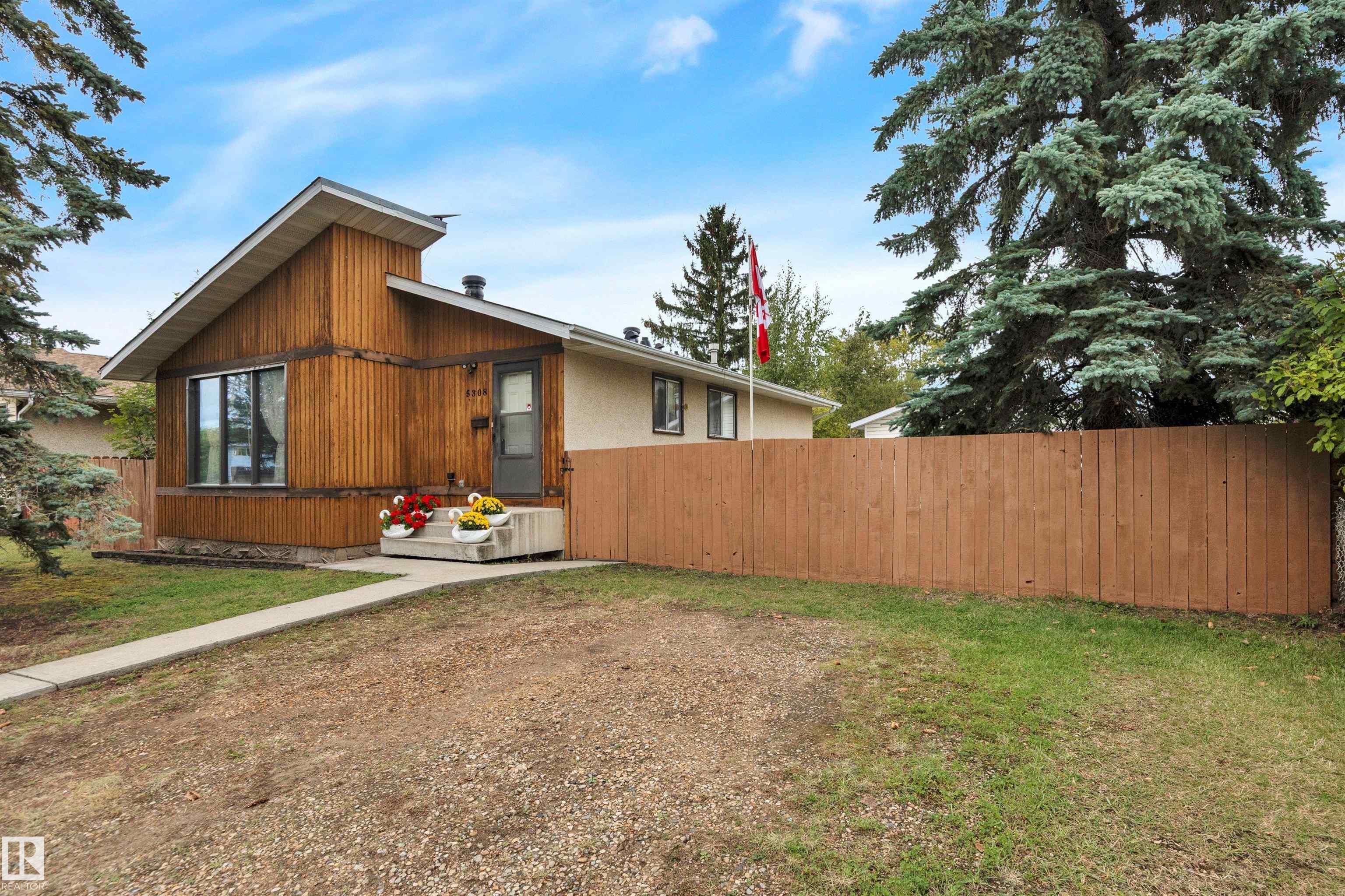 5308 37A Avenue, E4508782, Alberta,