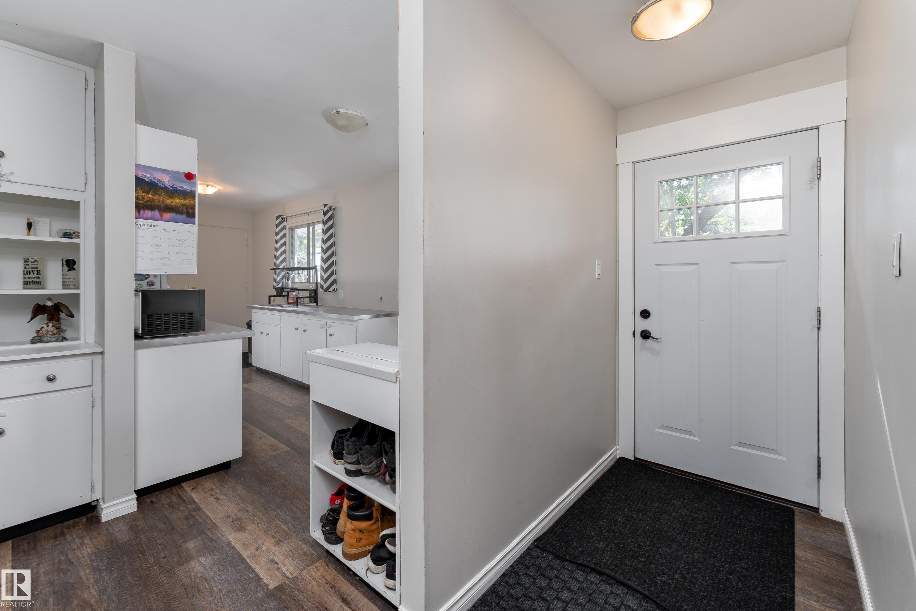 Third View of 993 Cedar Street, Sherwood Heights, Sherwood Park, Alberta, T8A 2E8