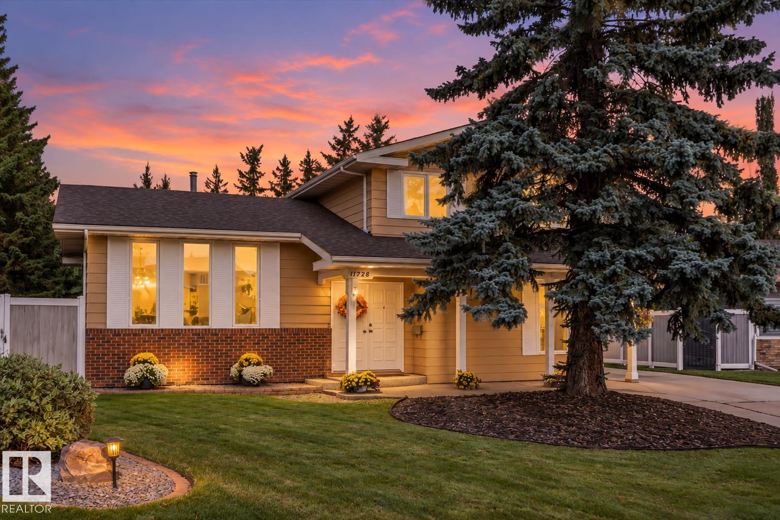 Second View of 11728 33A Avenue, Sweet Grass, Edmonton, Alberta, T6J 3H4