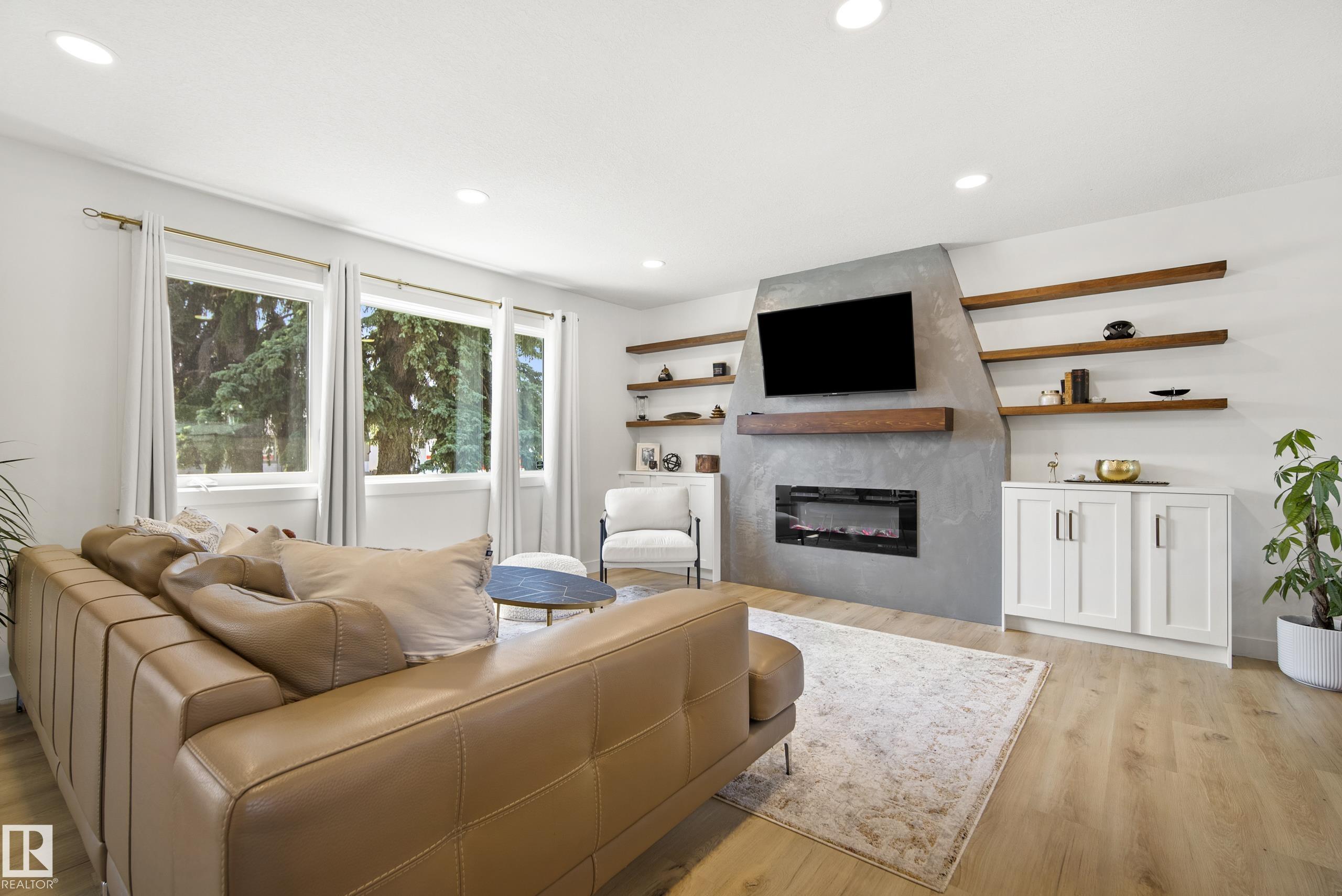 14616 88 Avenue, E4509092, Alberta,