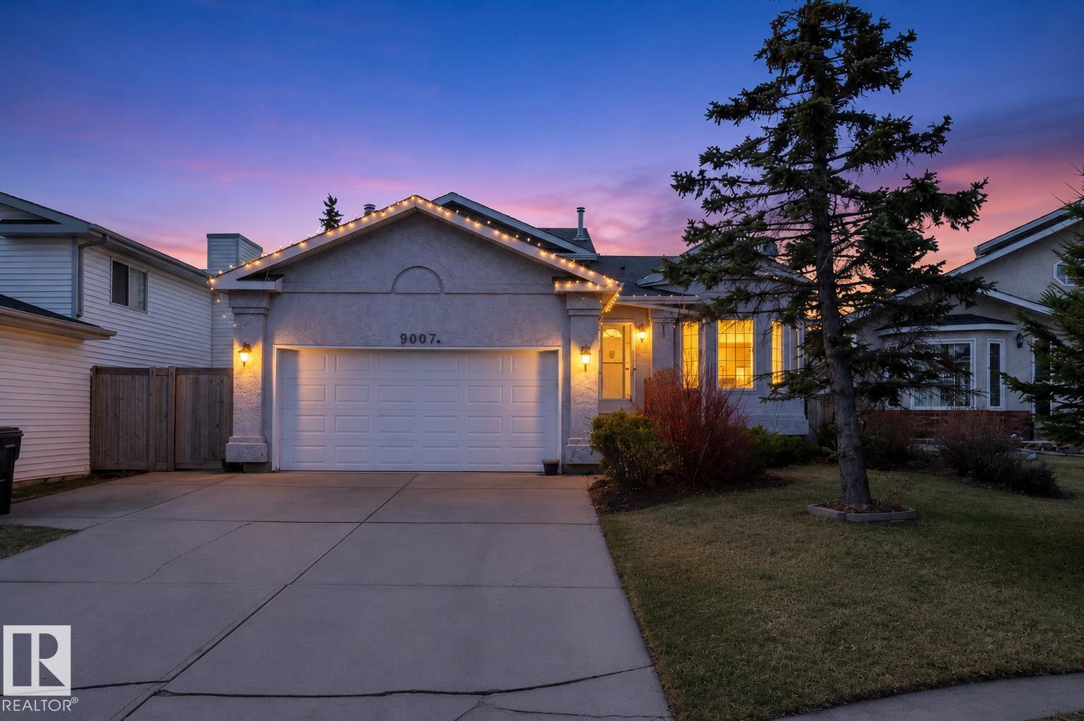 Second View of 9007 169 Avenue, Klarvatten, Edmonton, Alberta, T5Z 2X5