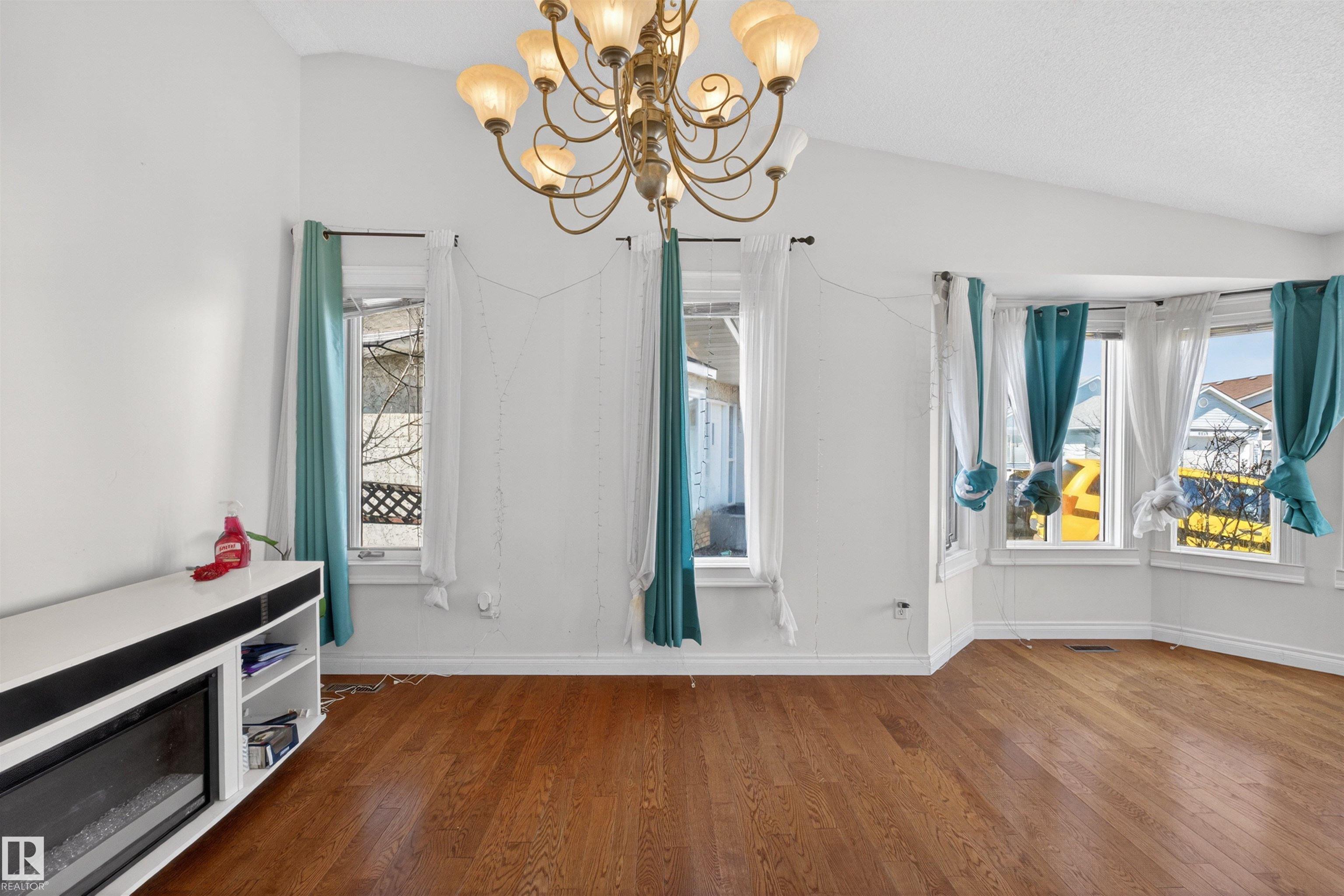 Fifth View of 9007 169 Avenue, Klarvatten, Edmonton, Alberta, T5Z 2X5