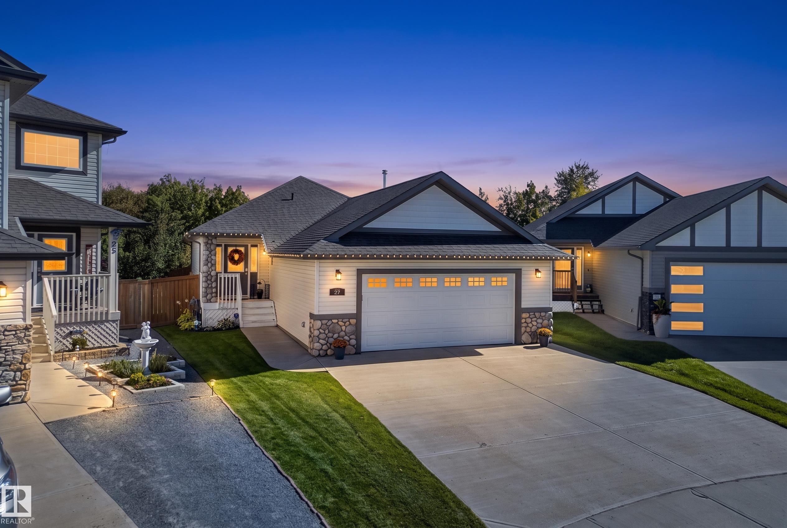27 SILVERSTONE Drive, E4509705, Alberta,