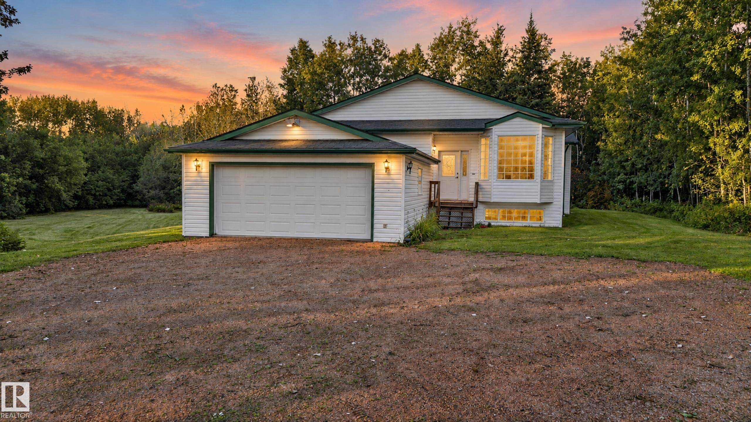 310 50247 RGE RD 232, E4509835, Alberta,