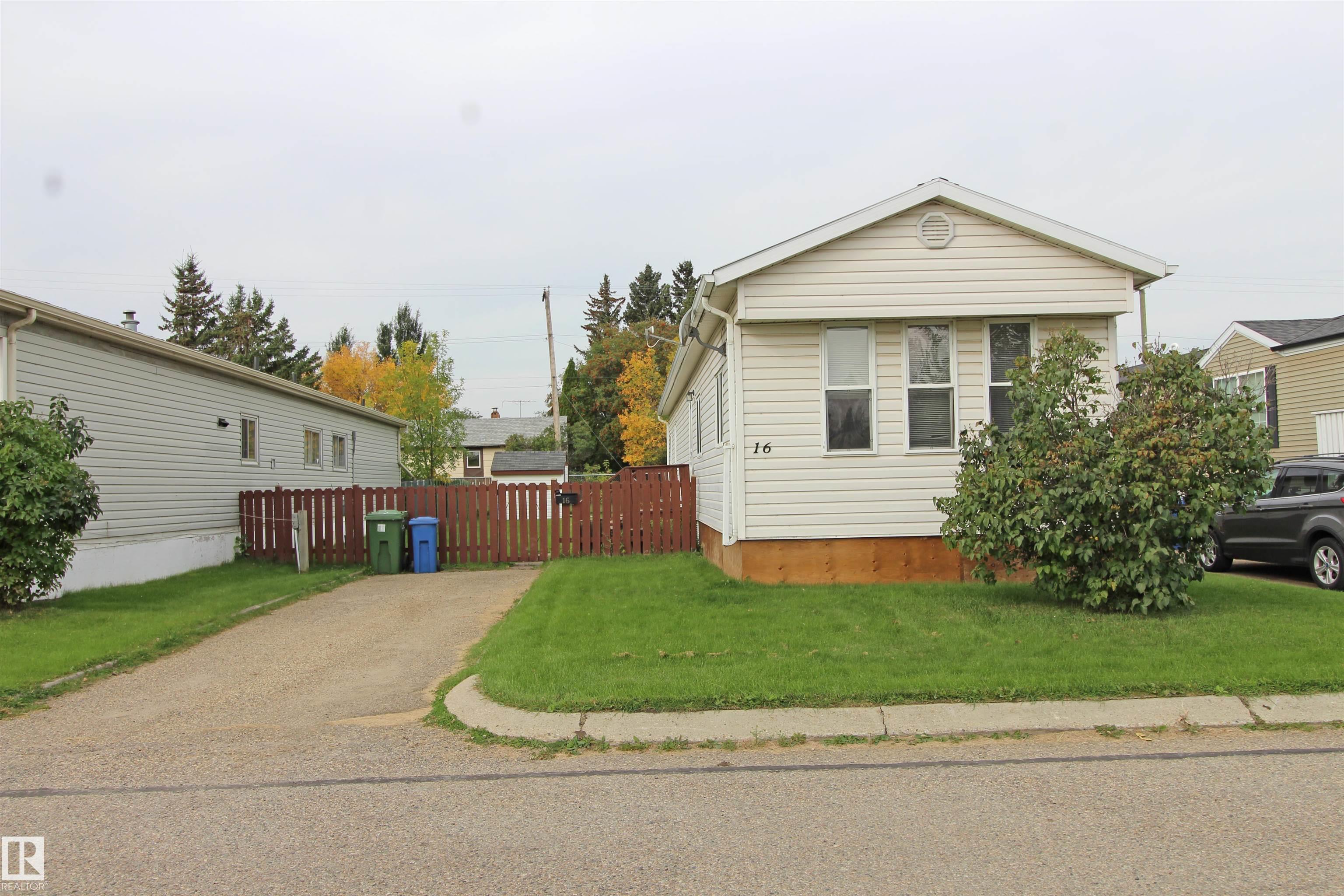 16 4202 45 Street, E4510147, Alberta,
