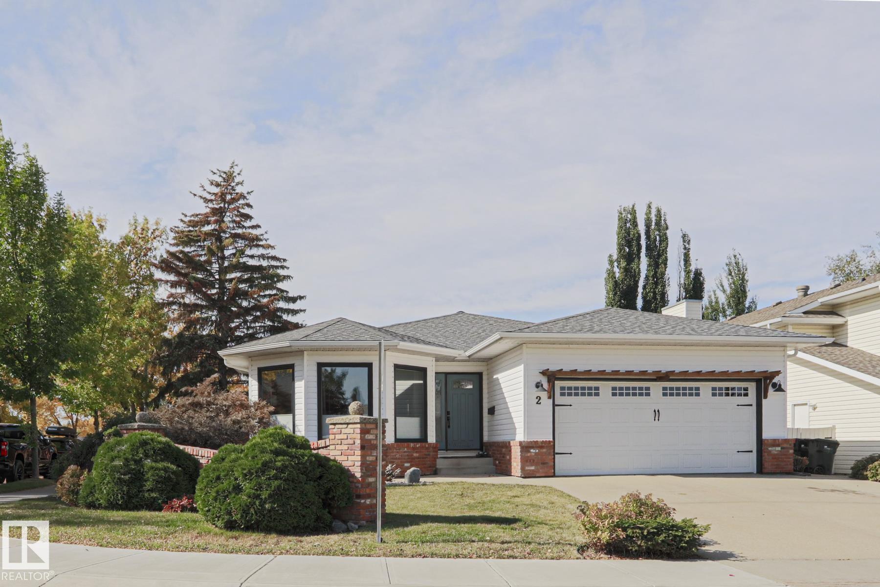 2 Hillview Crescent NE, E4510368, Alberta,