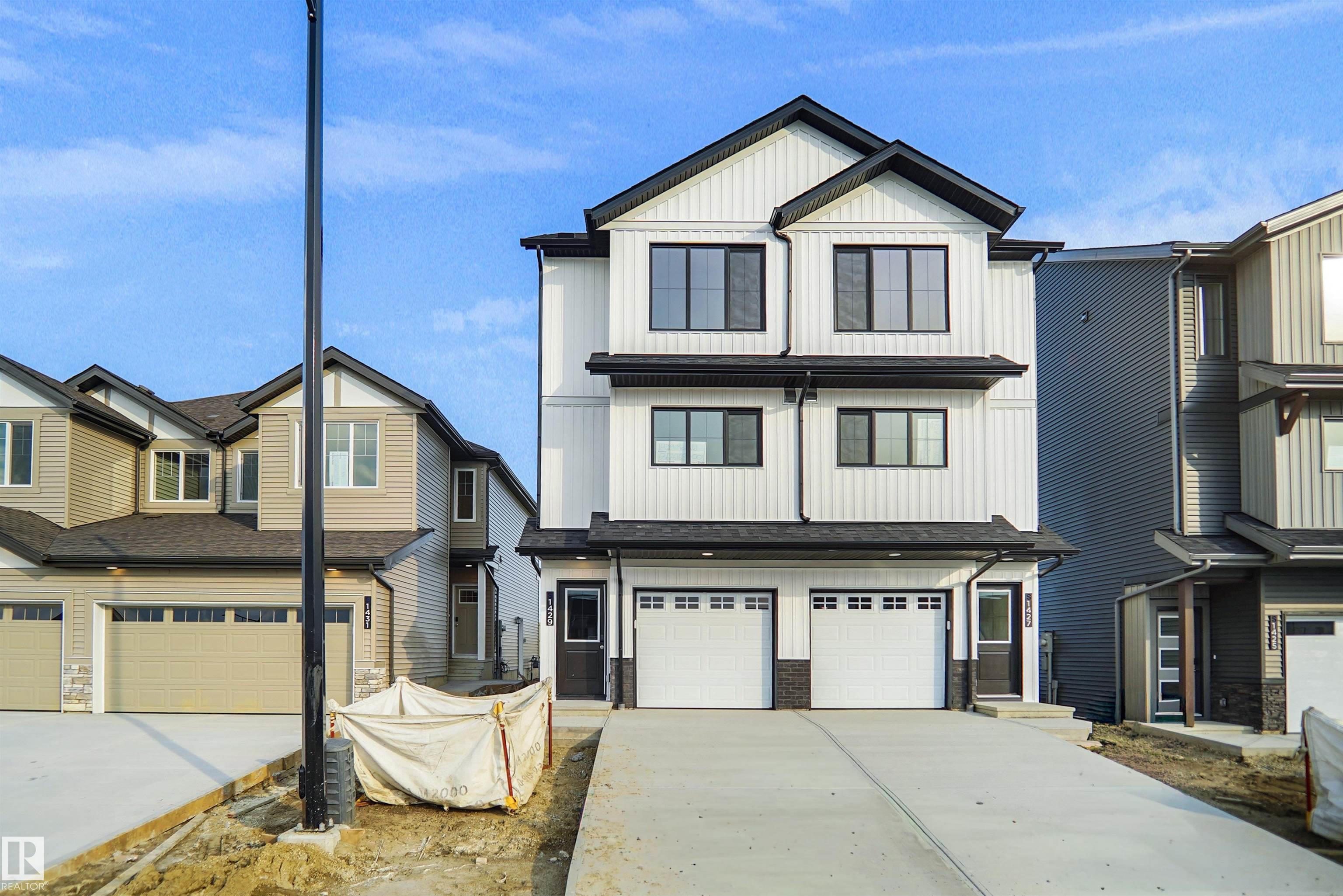 Second View of 1425 9 Street, Aster, Edmonton, Alberta, T6T 2N8
