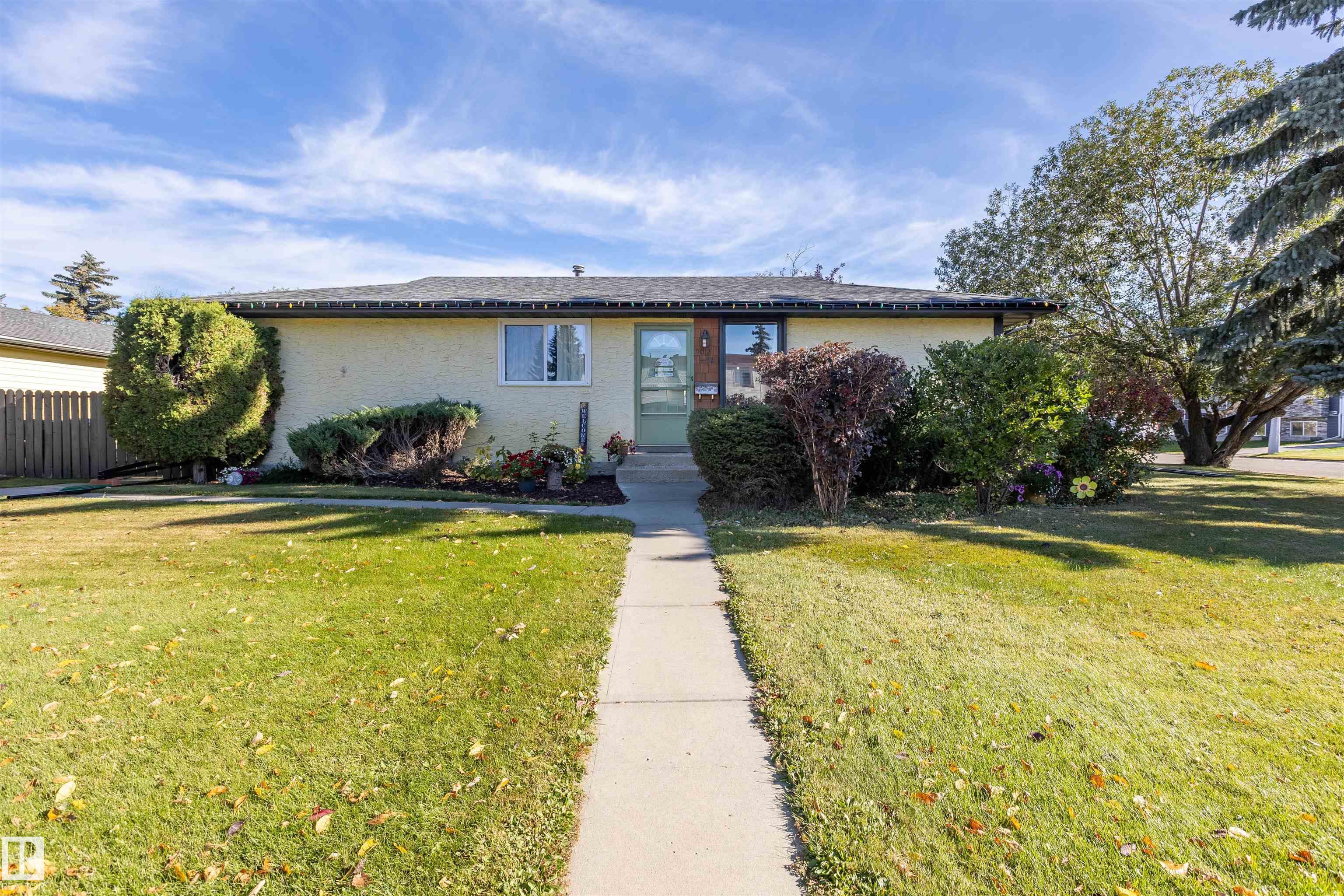 9012 99 Avenue, E4510748, Alberta,