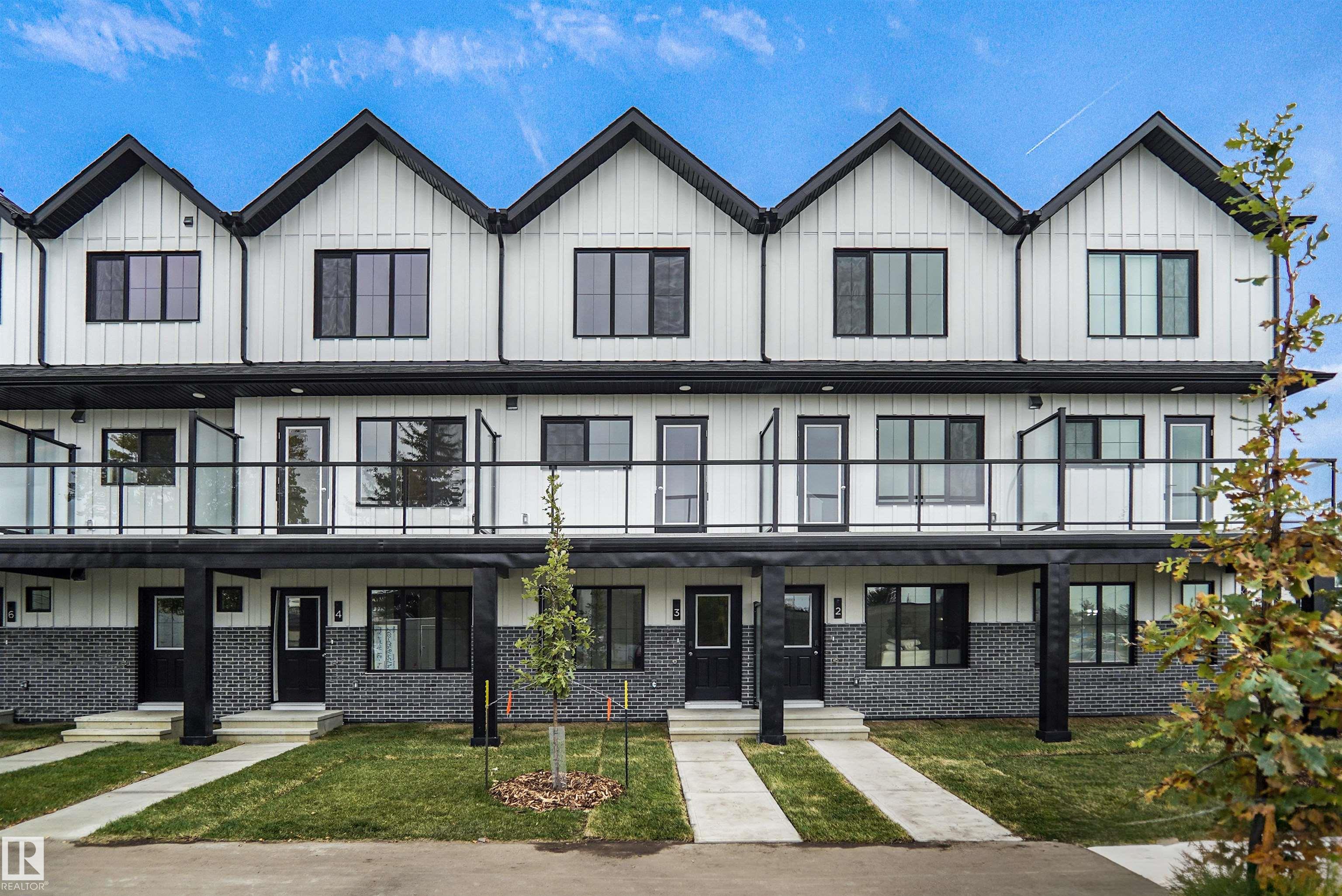3 29 Airport Road, E4510793, Alberta,