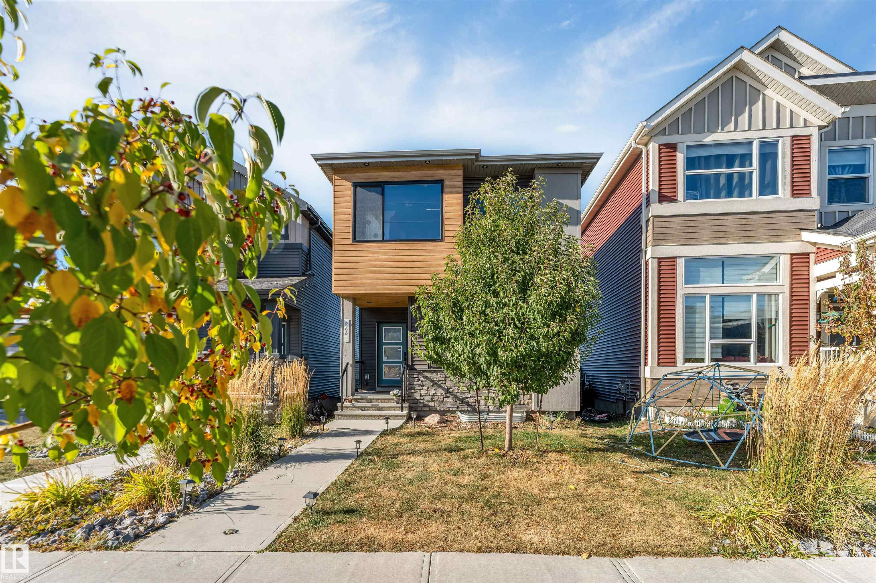 266 CHARLESWORTH Drive, E4510902, Alberta,