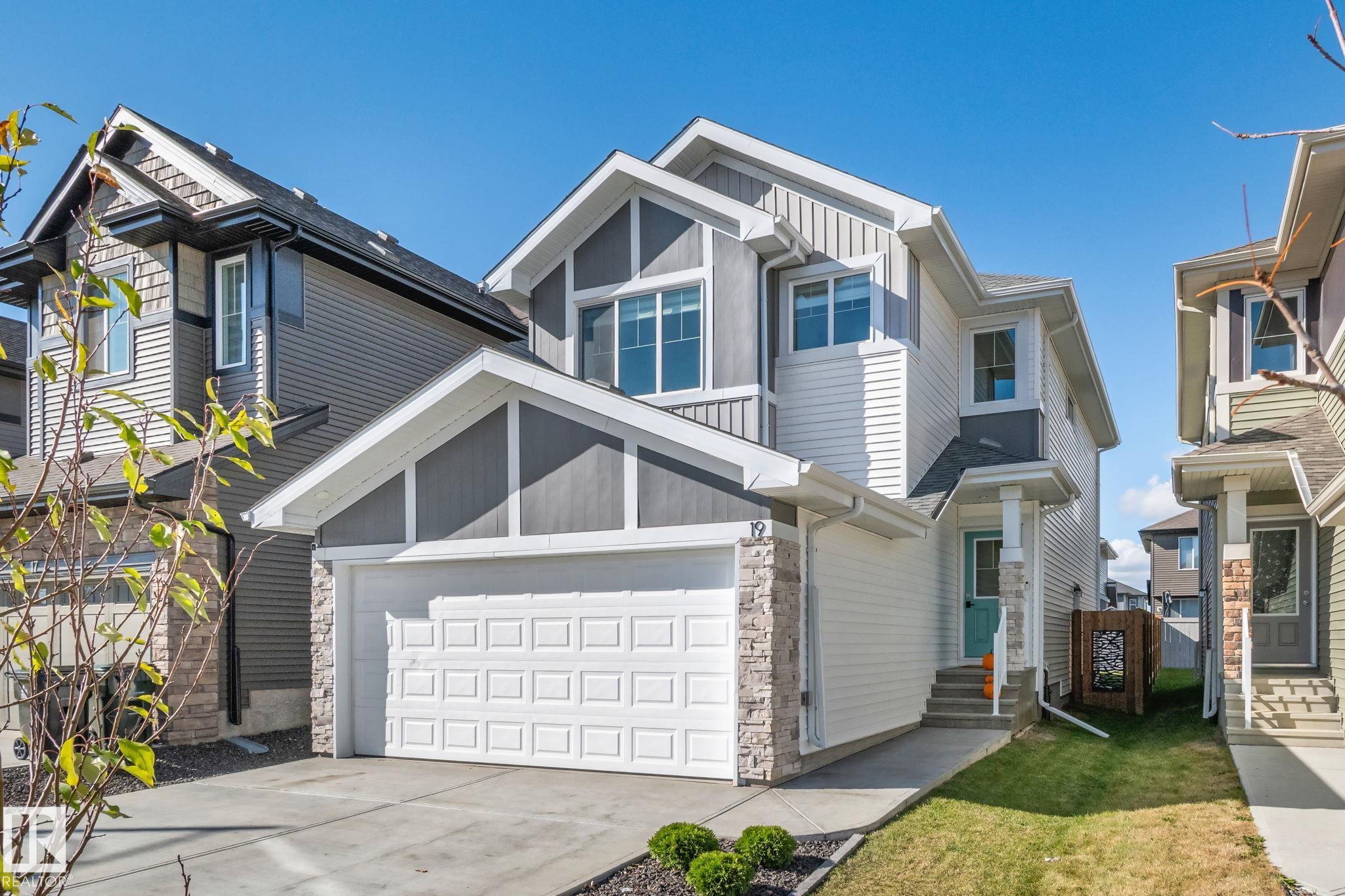 19 MEADOWBROOK Way, E4511178, Alberta,