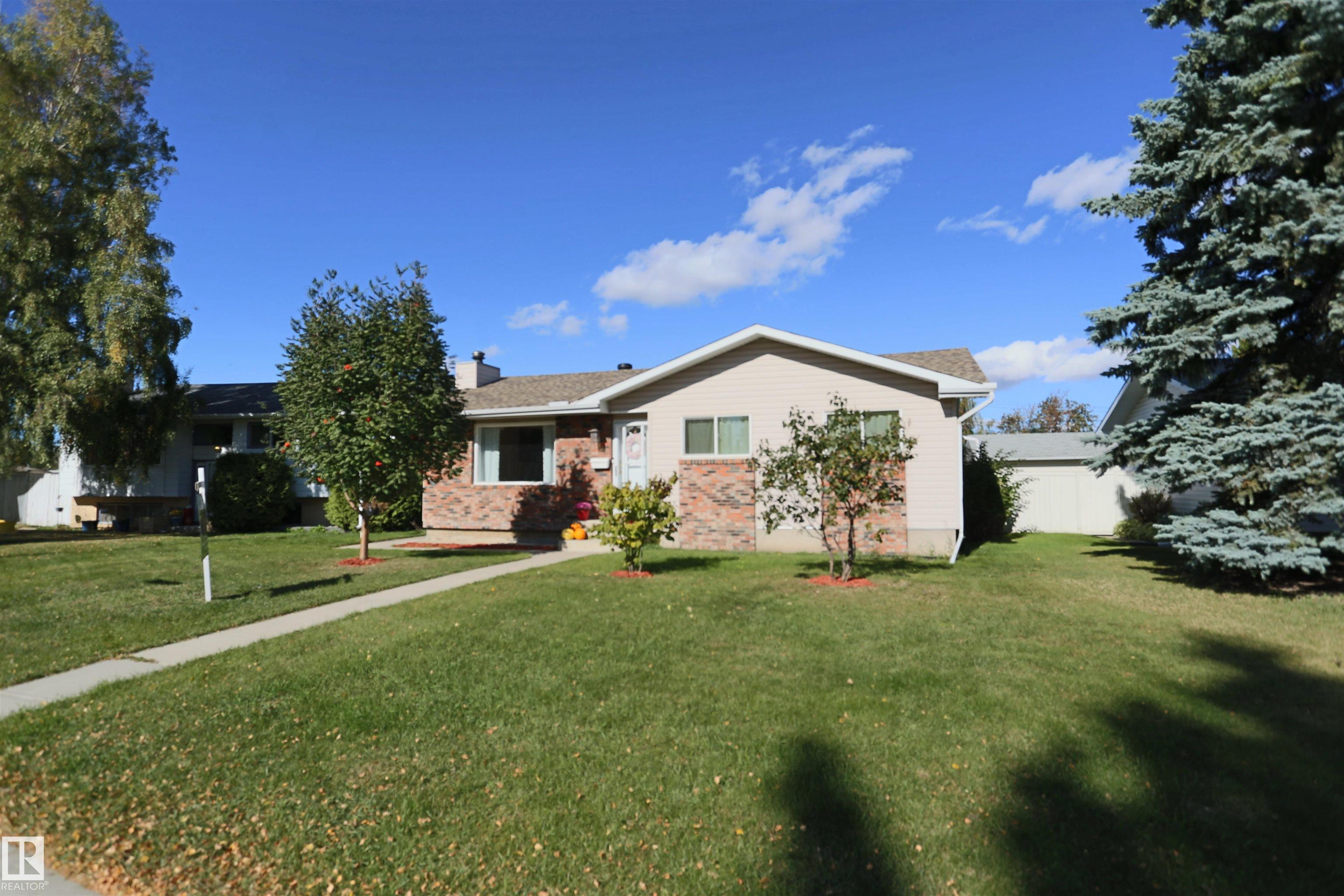3 DORCHESTER Road, E4511257, Alberta,