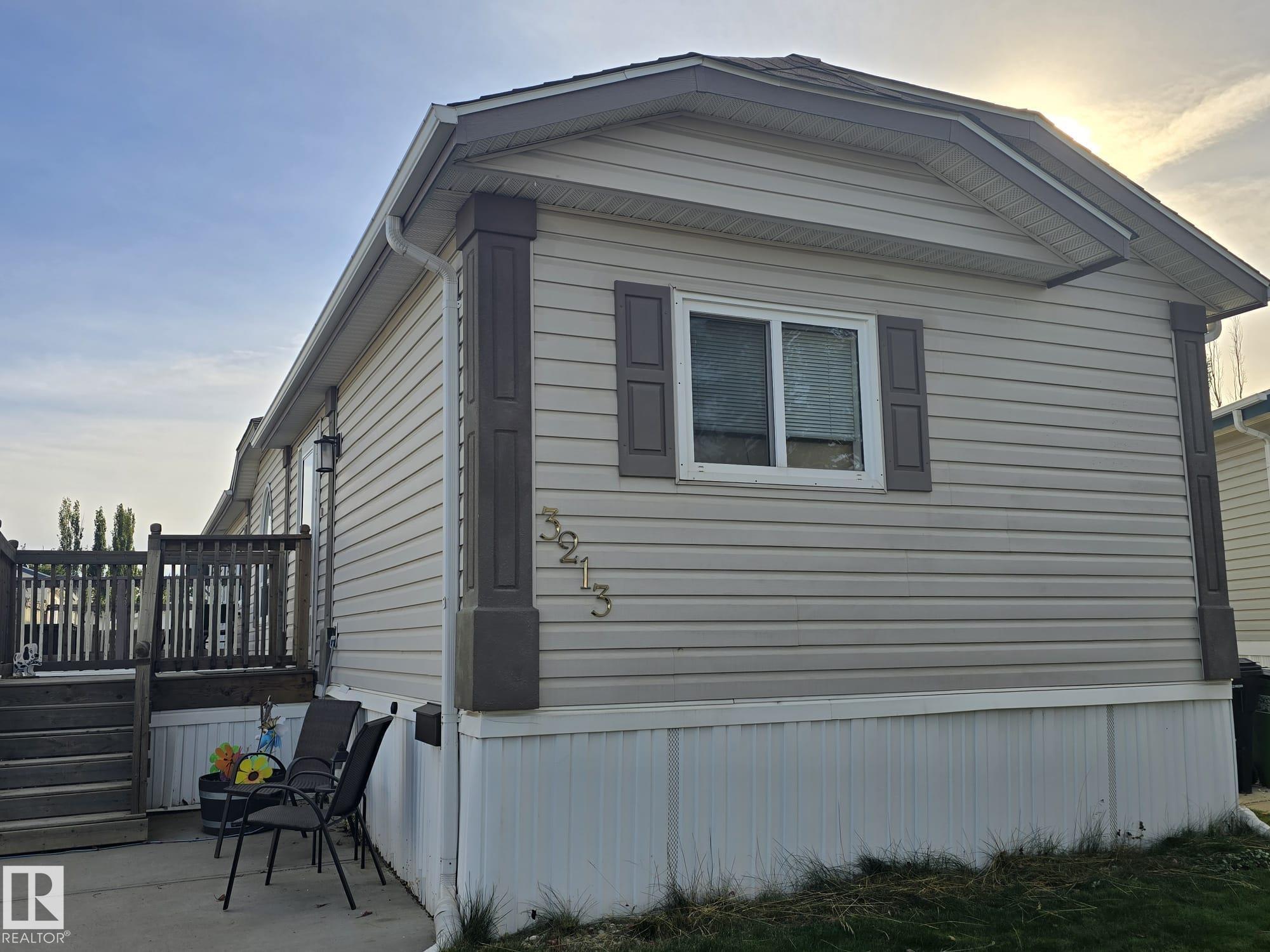 3213 Lakewood Close NW, E4511483, Alberta,
