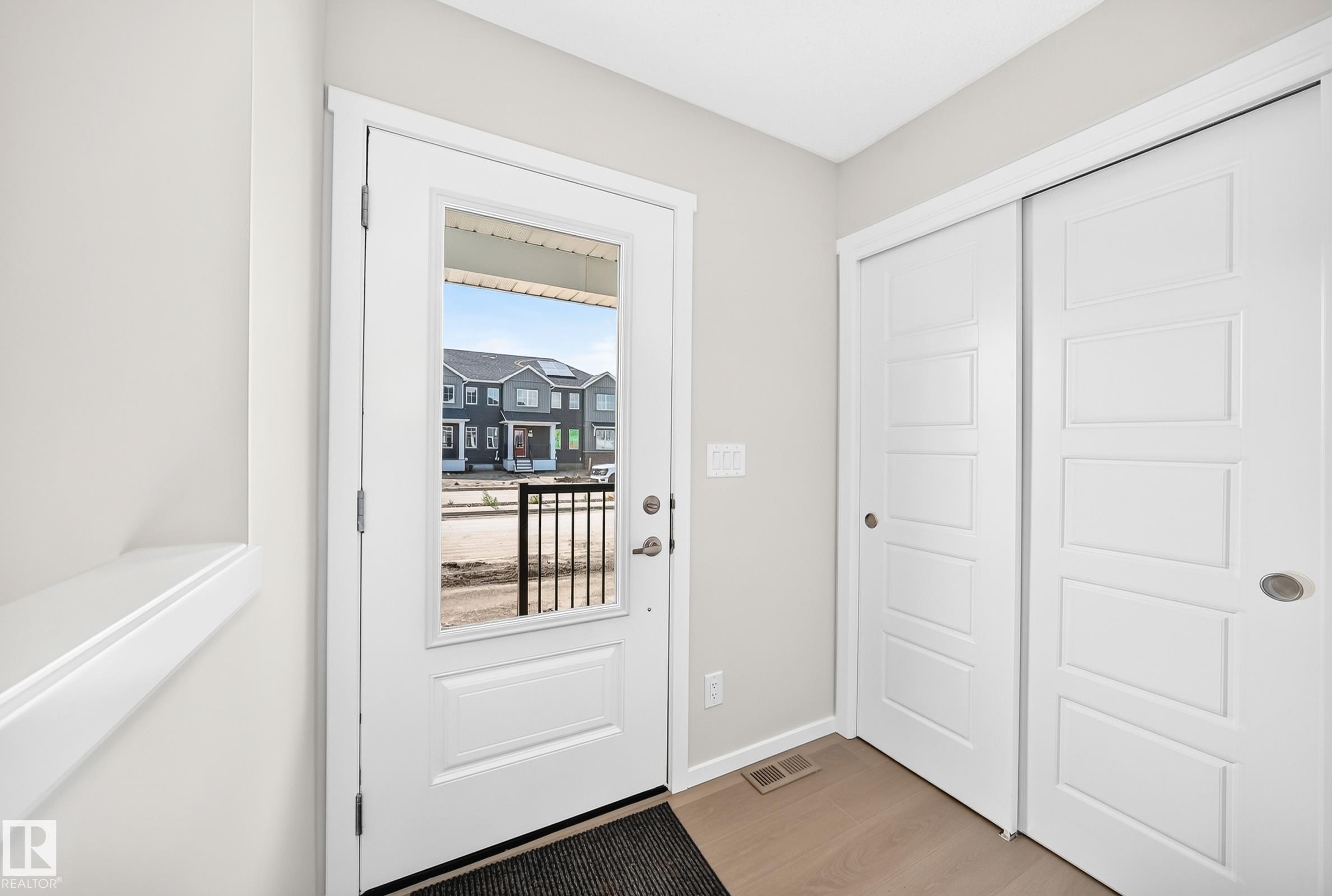 Fourth View of 1081 Hearthstone Boulevard, Hearthstone (Strathcona), Sherwood Park, Alberta, T8H 3A8