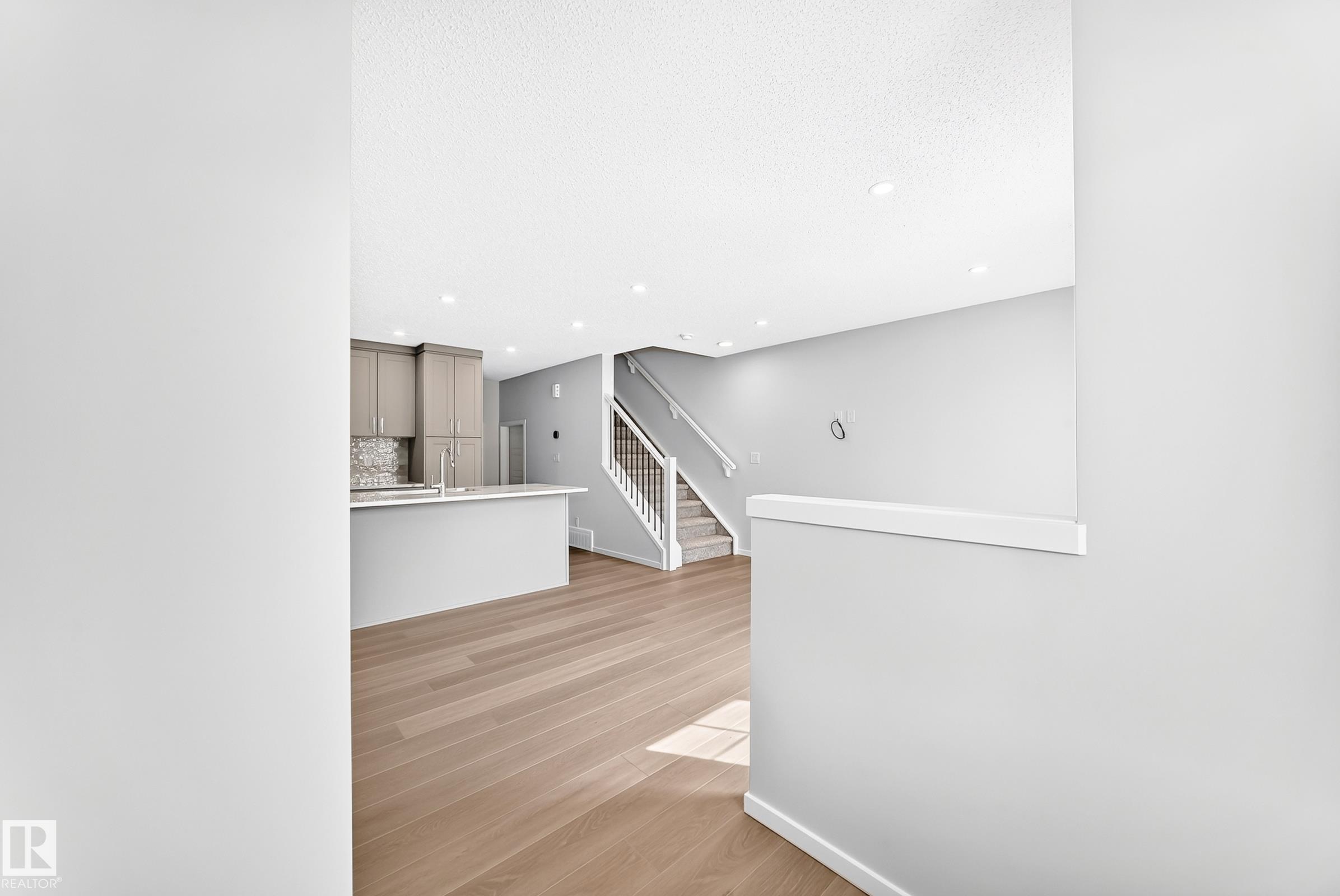 Fifth View of 1081 Hearthstone Boulevard, Hearthstone (Strathcona), Sherwood Park, Alberta, T8H 3A8