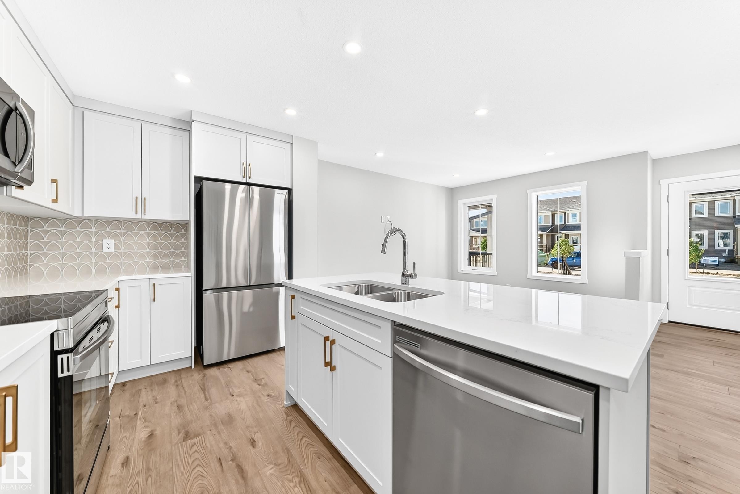 Fourth View of 1089 Hearthstone Boulevard, Hearthstone (Strathcona), Sherwood Park, Alberta, T8H 3B3