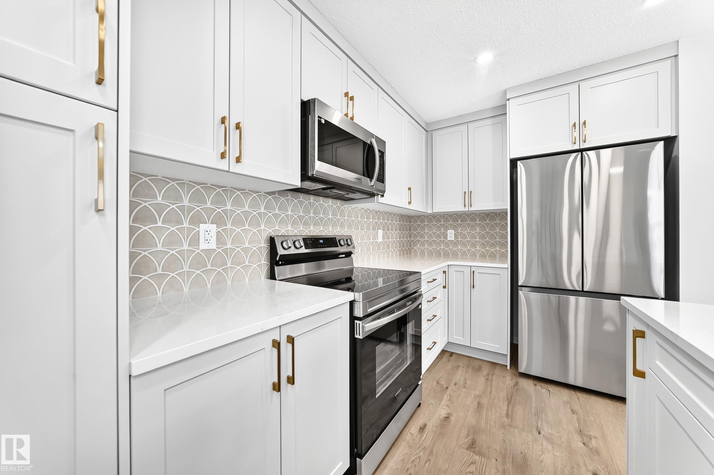 Fifth View of 1089 Hearthstone Boulevard, Hearthstone (Strathcona), Sherwood Park, Alberta, T8H 3B3