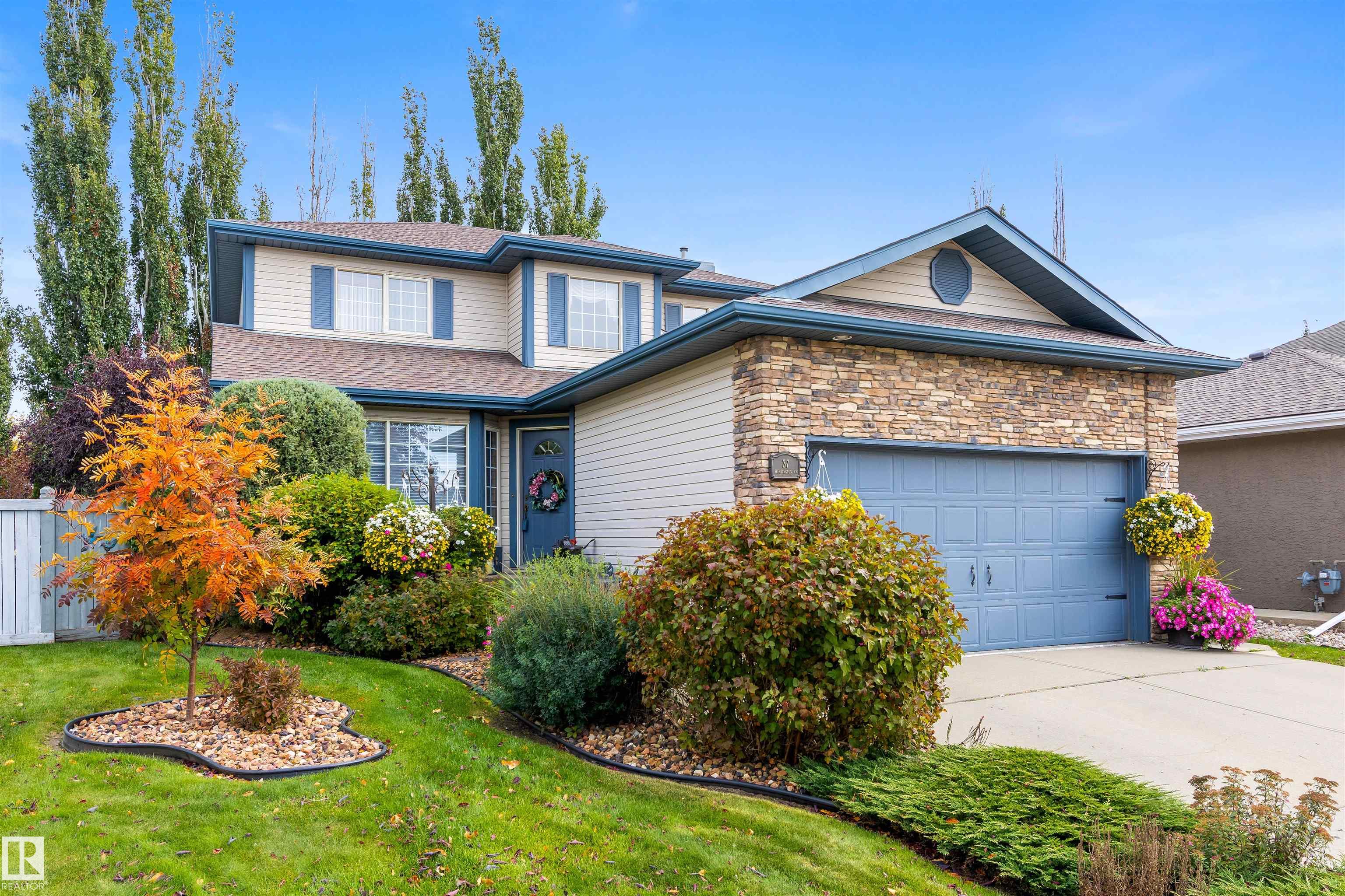 37 HUNTINGTON Crescent, E4511622, Alberta,