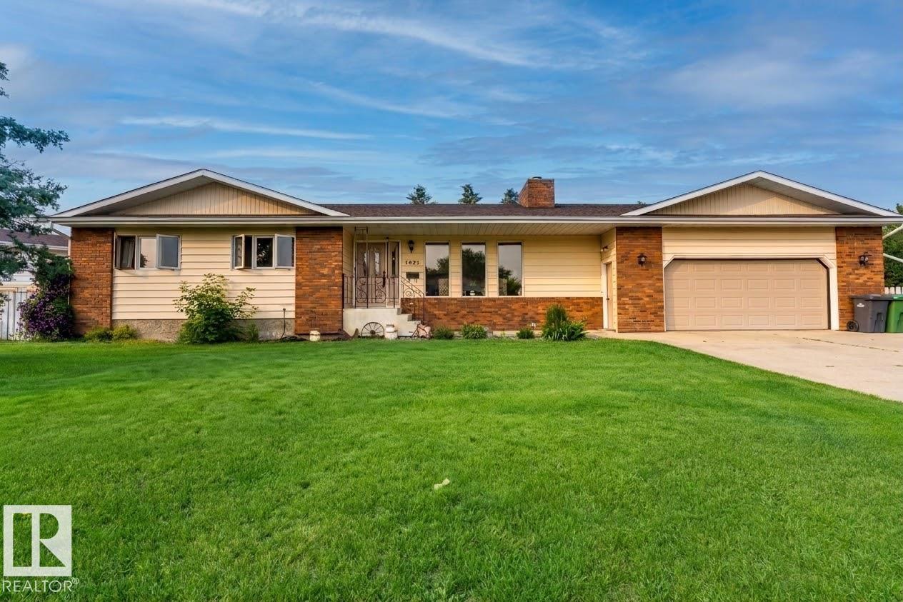5825 52 Street, E4511645, Alberta,