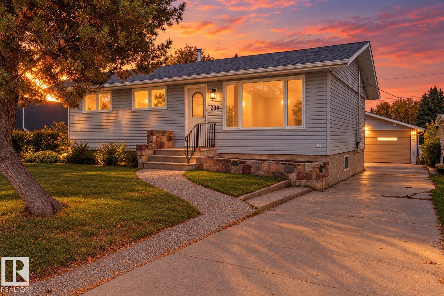 209 MCPHERSON Avenue, E4511732, Alberta,