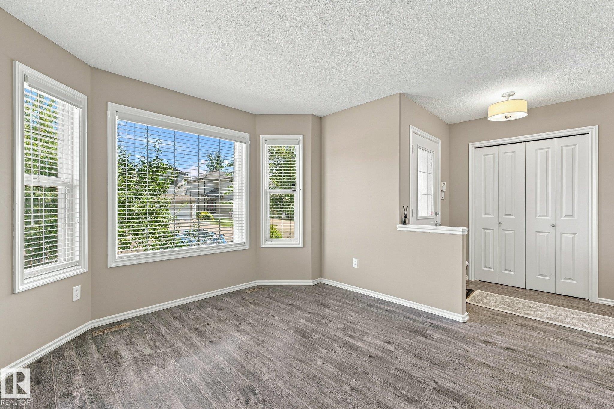 Fifth View of 18080 89 Street, Klarvatten, Edmonton, Alberta, T5Z 0J5
