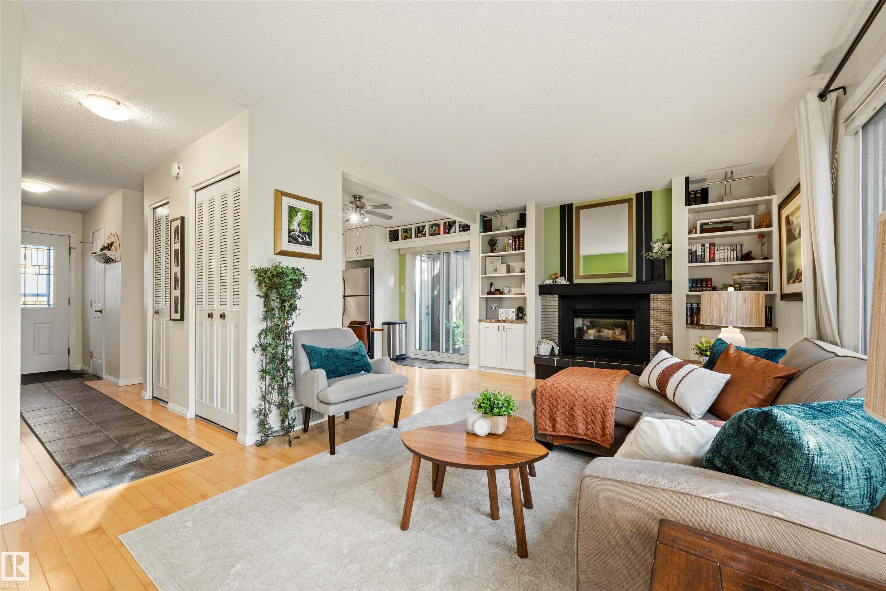 7067 32 Avenue, E4511745, Alberta,