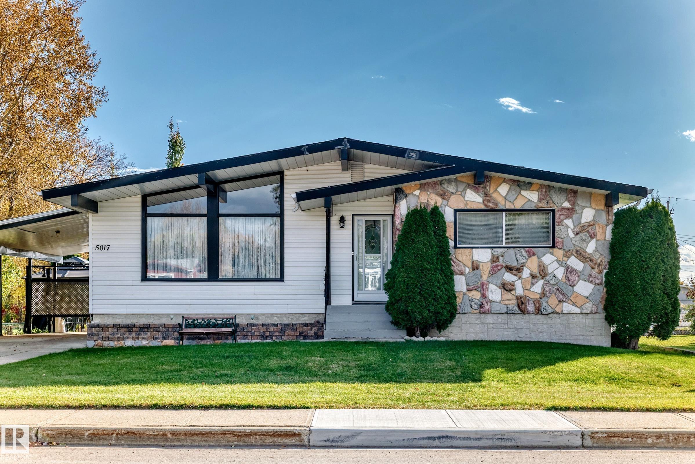 5017 47 Avenue, E4511880, Alberta,