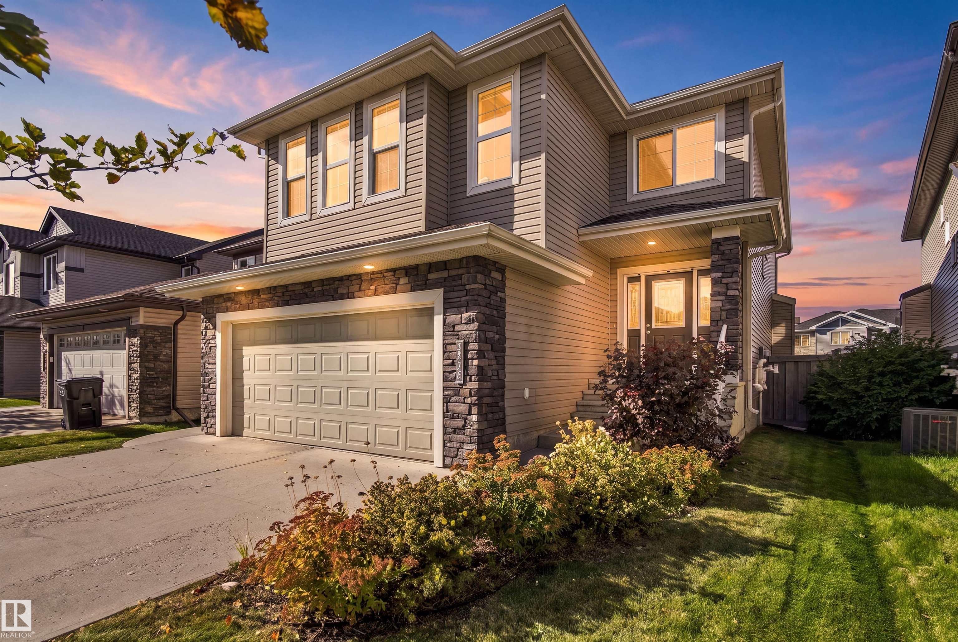 3528 CLAXTON Crescent, E4511936, Alberta,