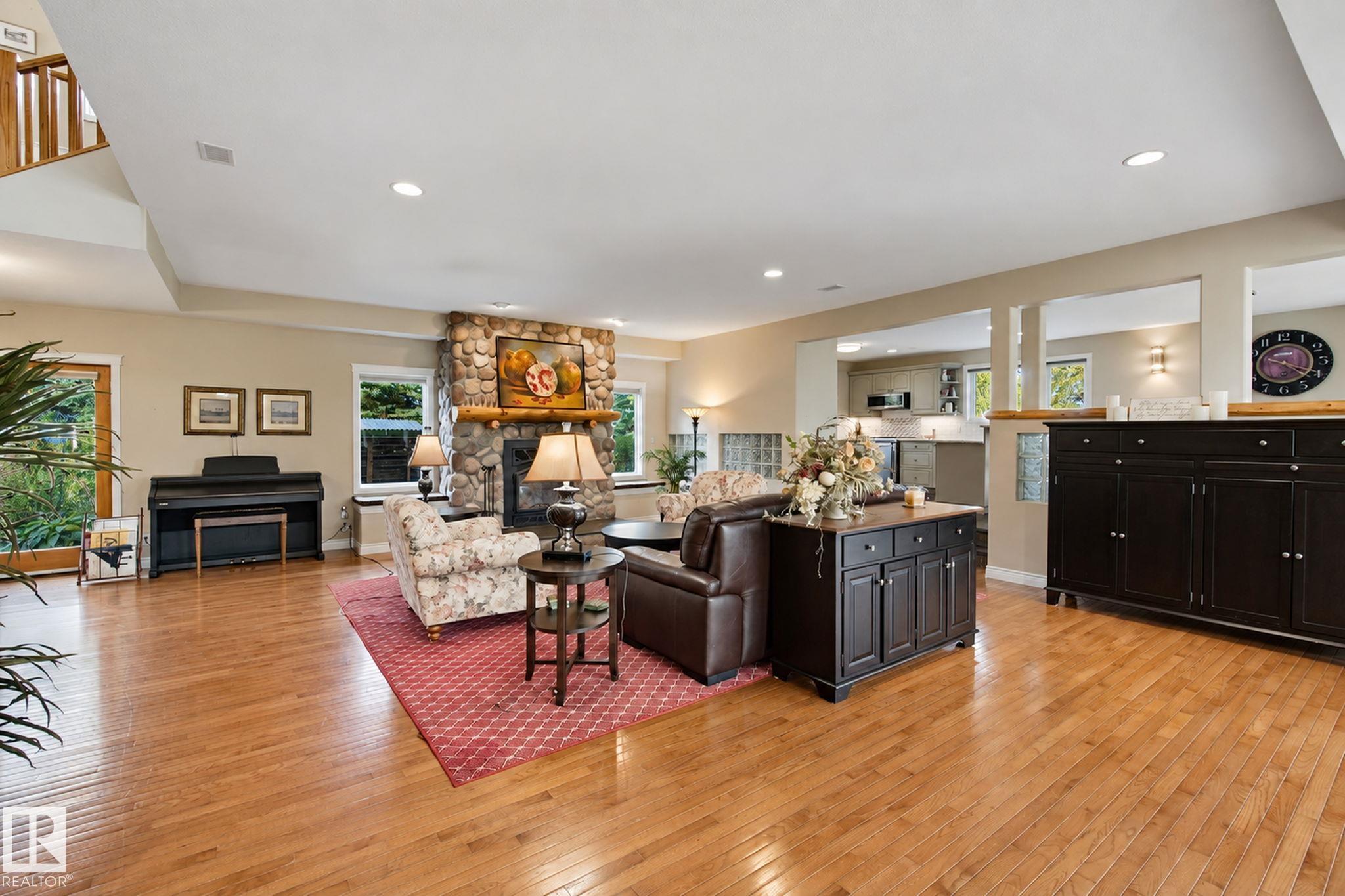 Fifth View of 6 ROSENTHAL Way, Rosenthal Estates, Stony Plain, Alberta, T7Z 2S1