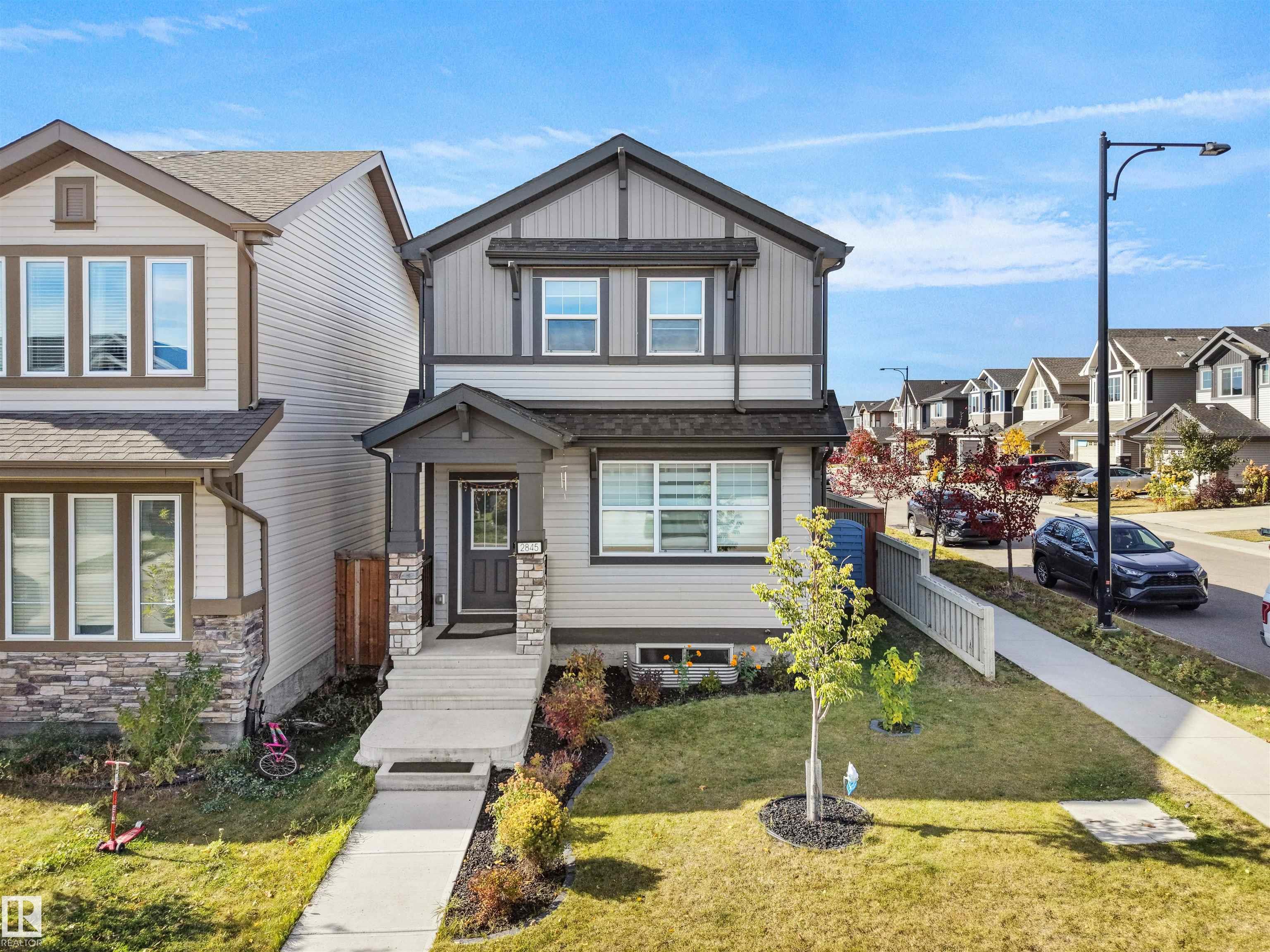 2845 ANTON Wynd, E4512178, Alberta,